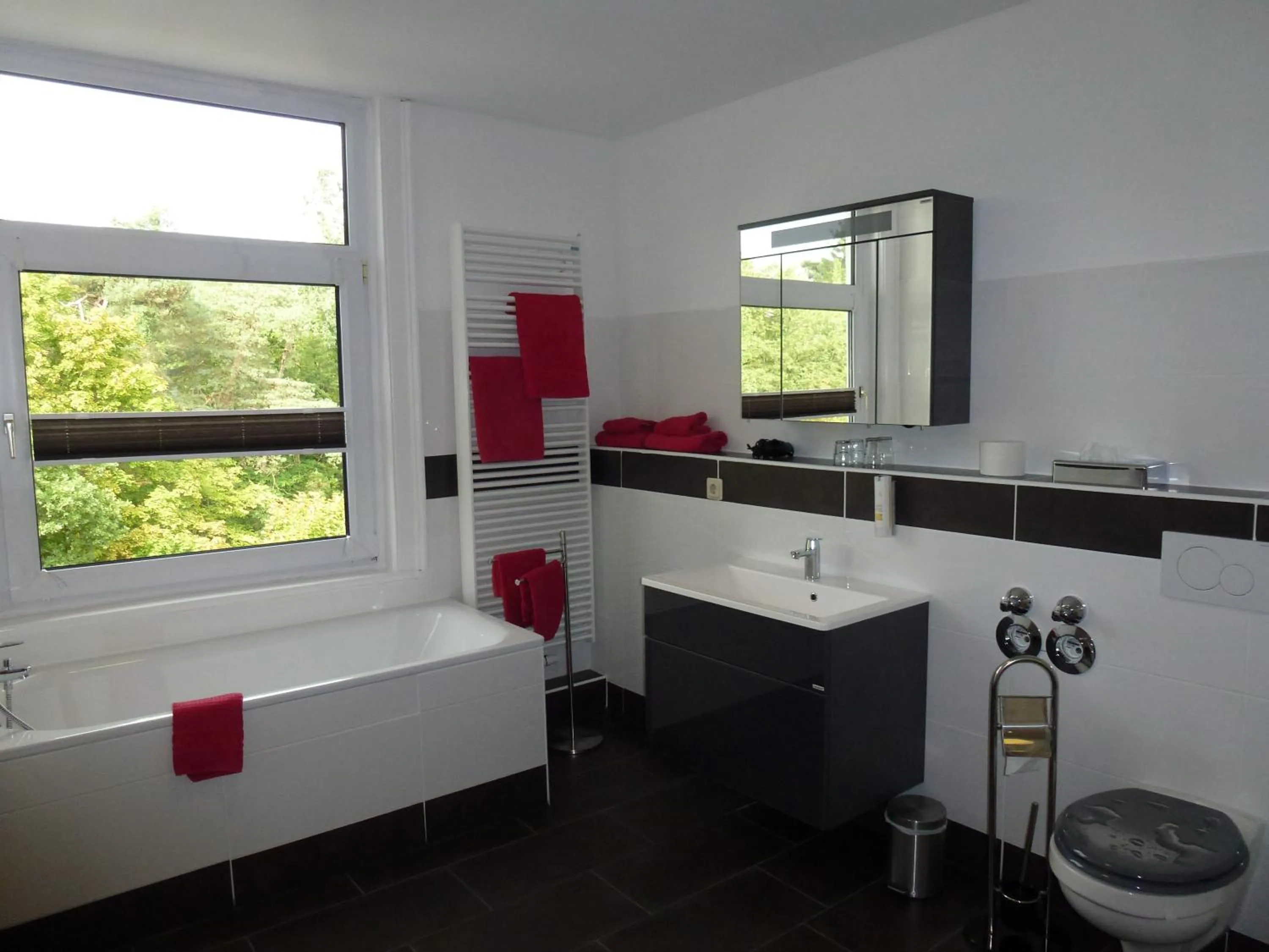 Bathroom in Hotel Wildunger Hof mit Gemeinschaftsküche