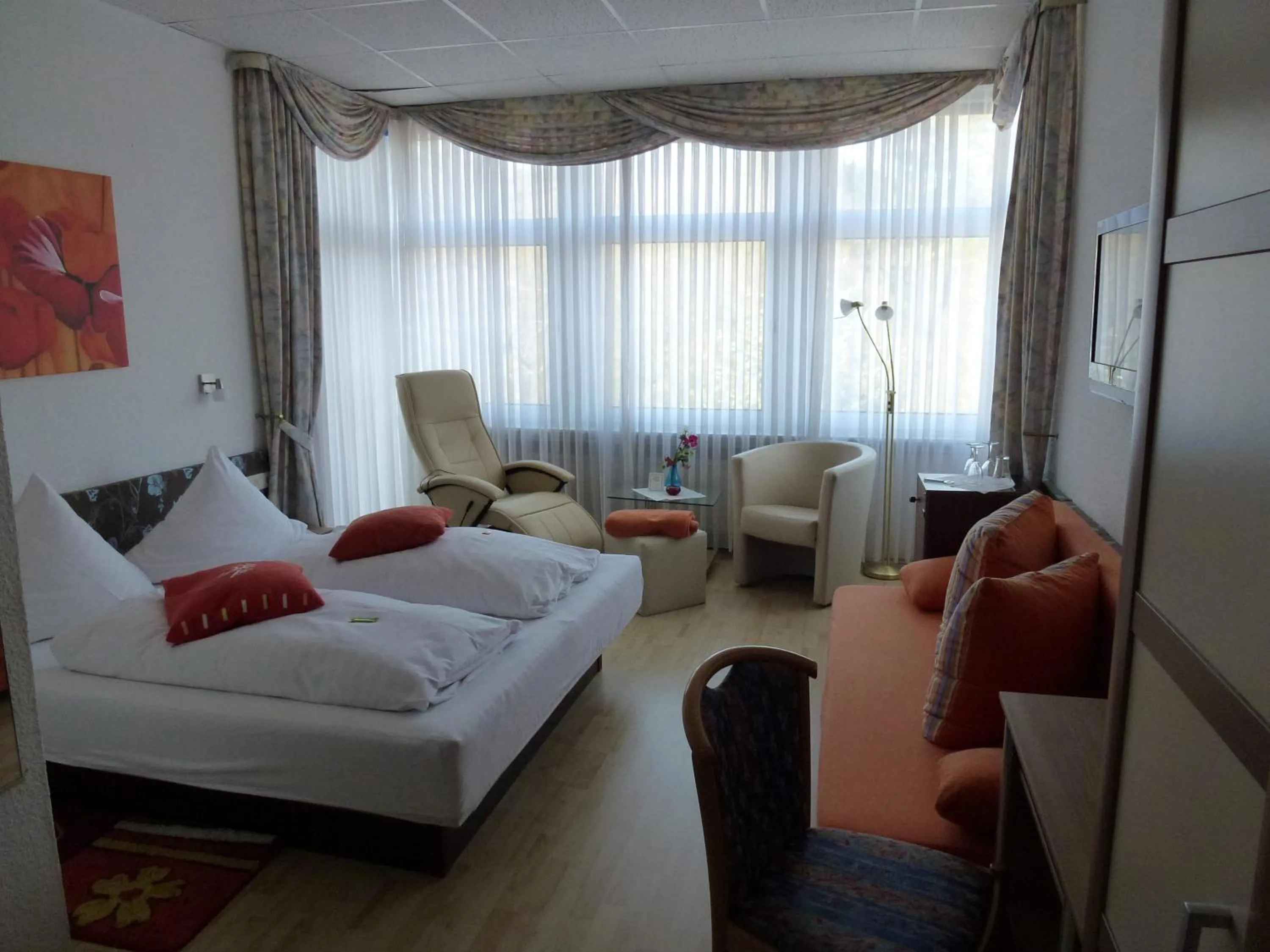 Photo of the whole room in Hotel Wildunger Hof mit Gemeinschaftsküche