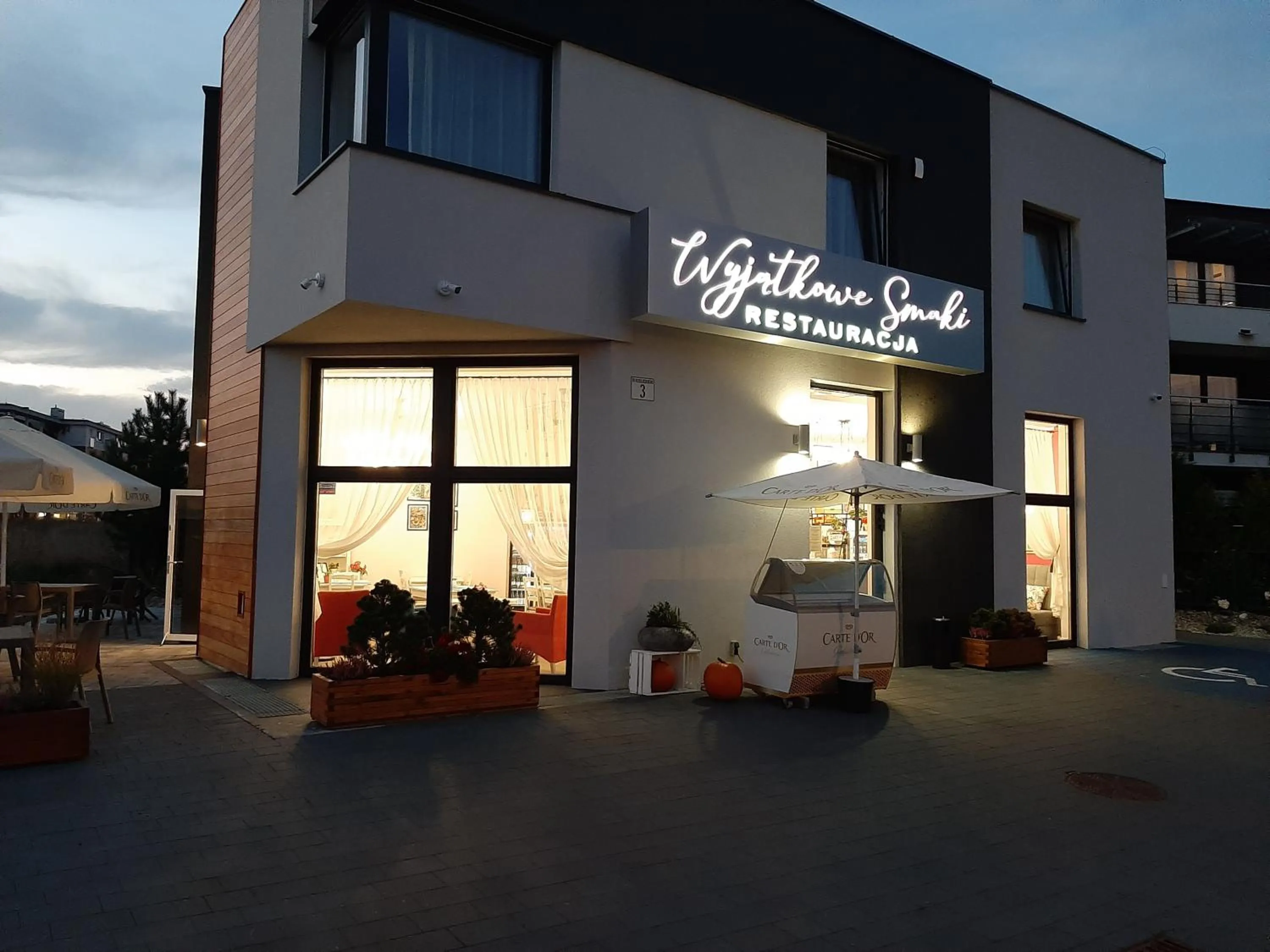 Property building in Wyjątkowe Smaki