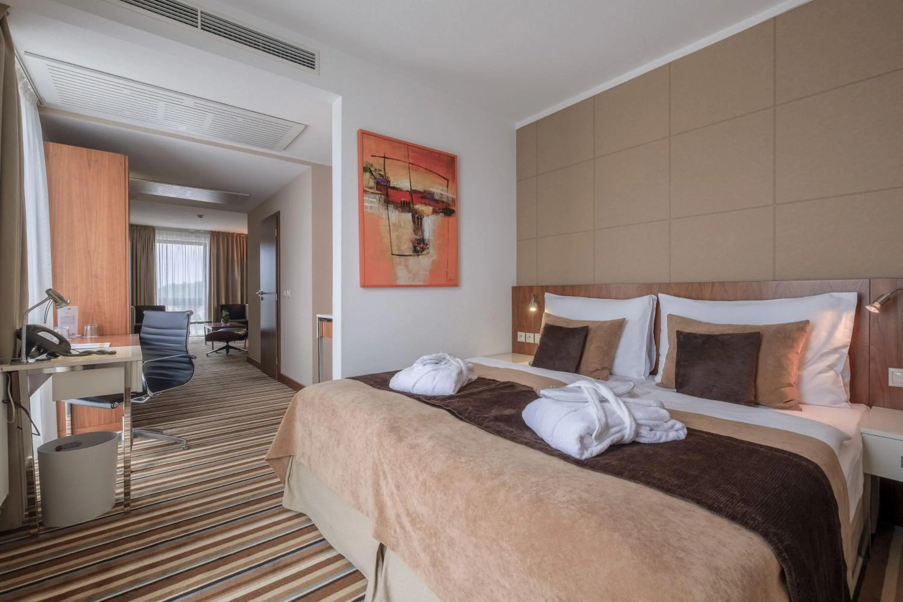 Bed in Business Hotel Astrum Laus