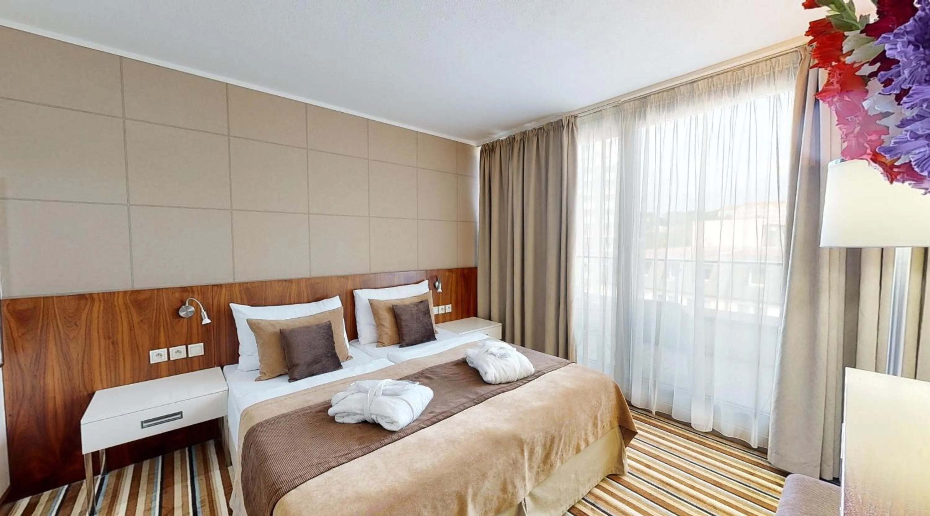 Bed in Business Hotel Astrum Laus