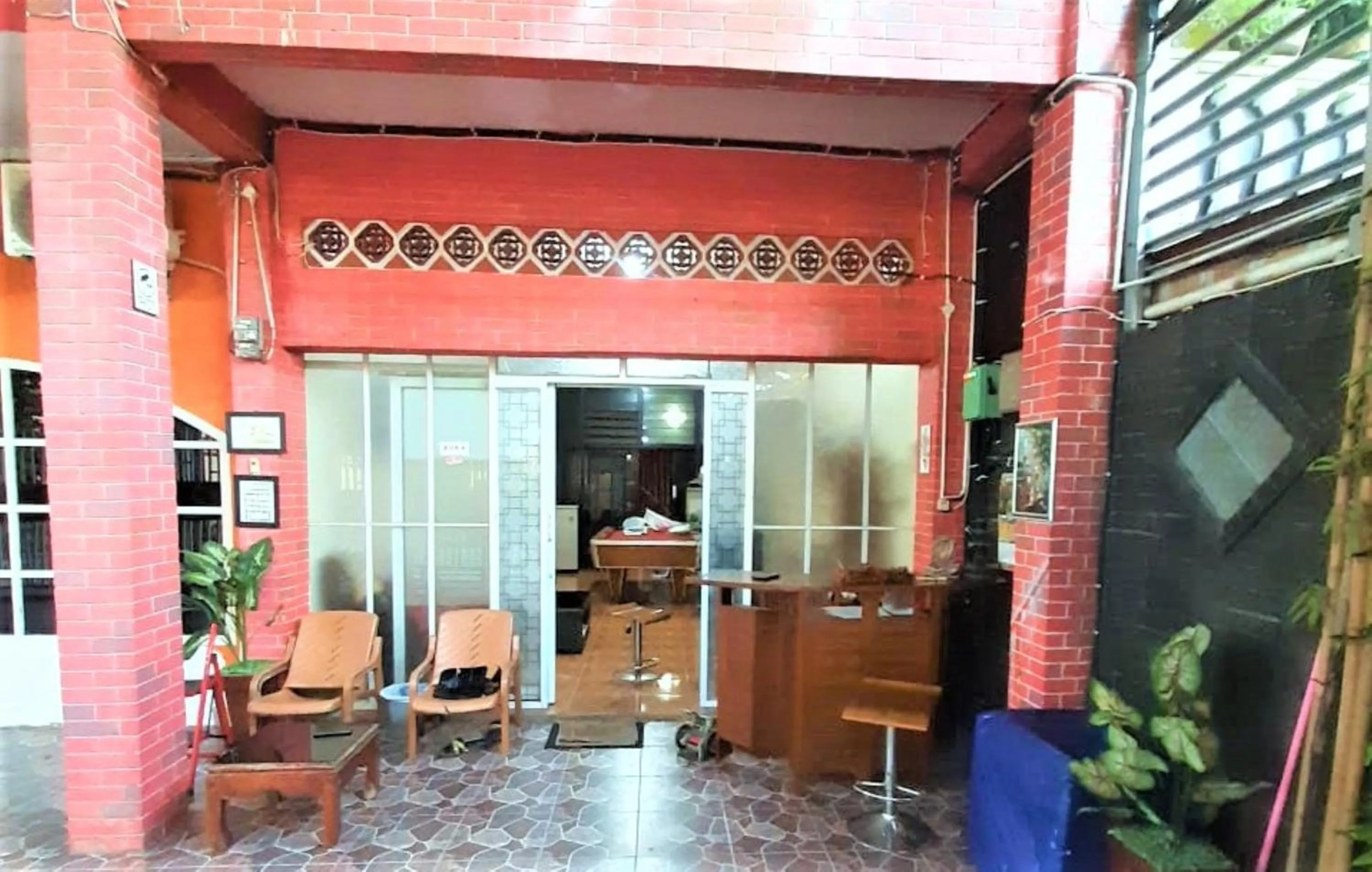 Property building in Katawa Guest House Syariah