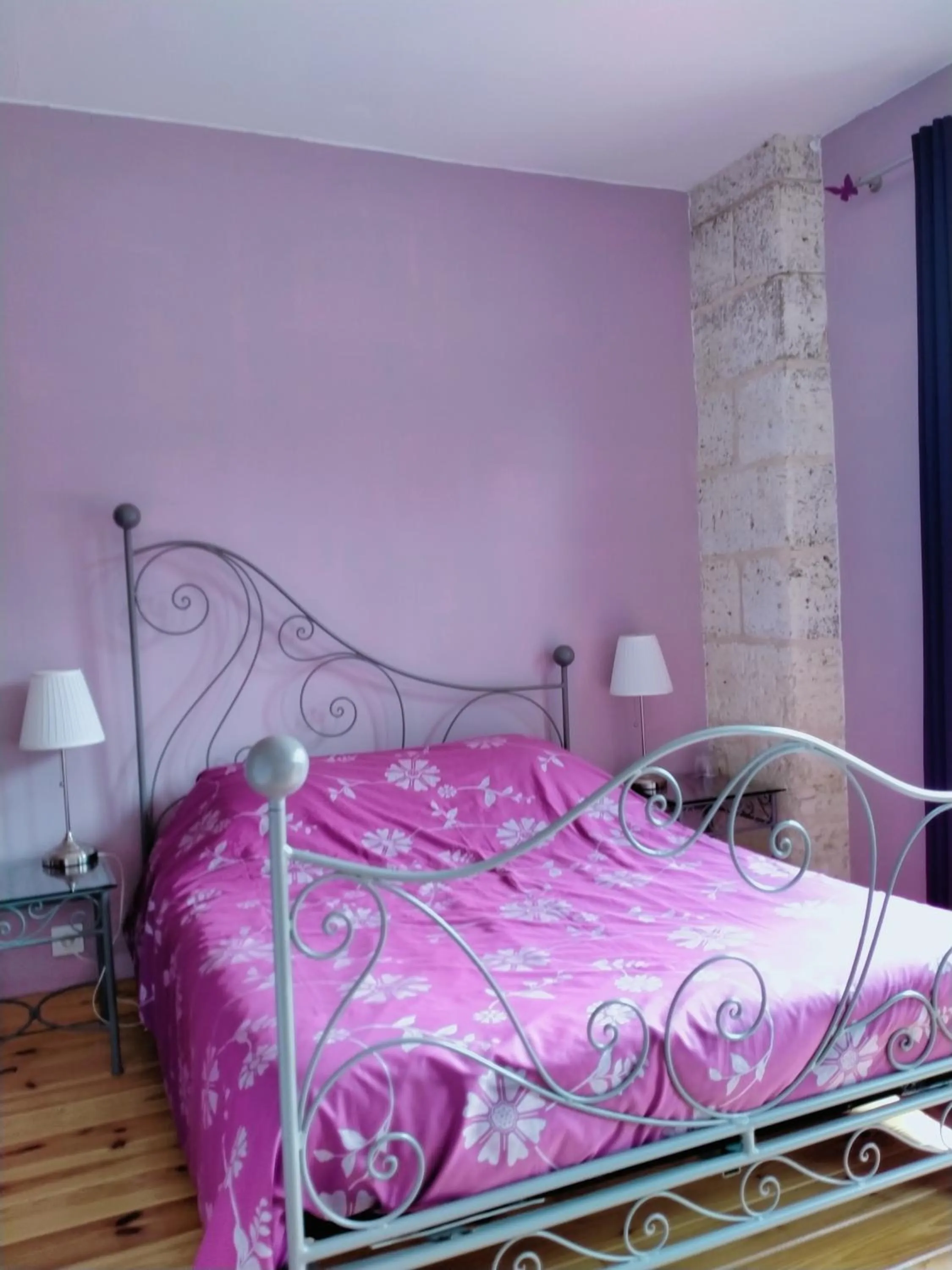 Bed in La Cadournaise