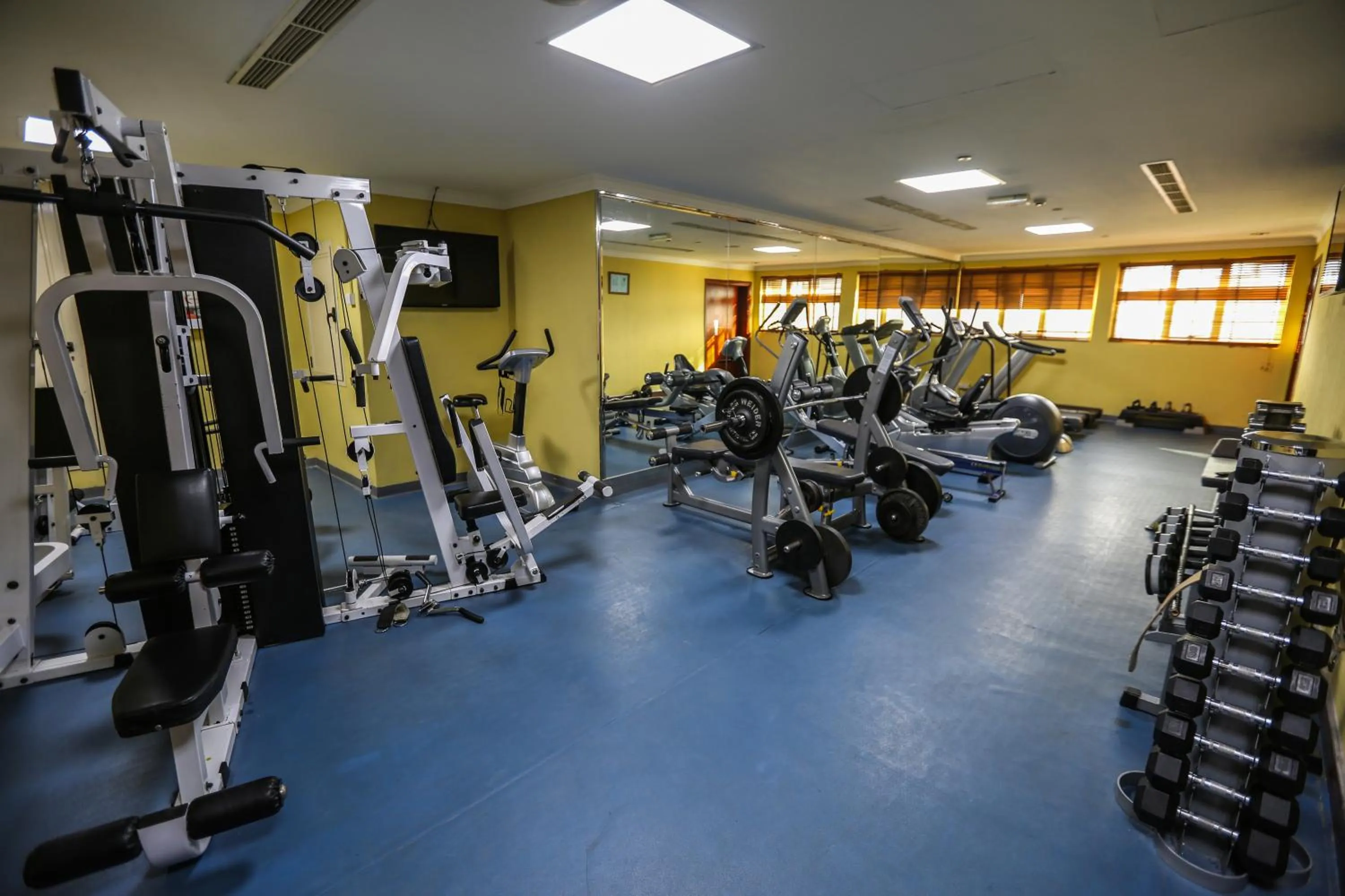 Fitness centre/facilities in Ramee Royal Hotel
