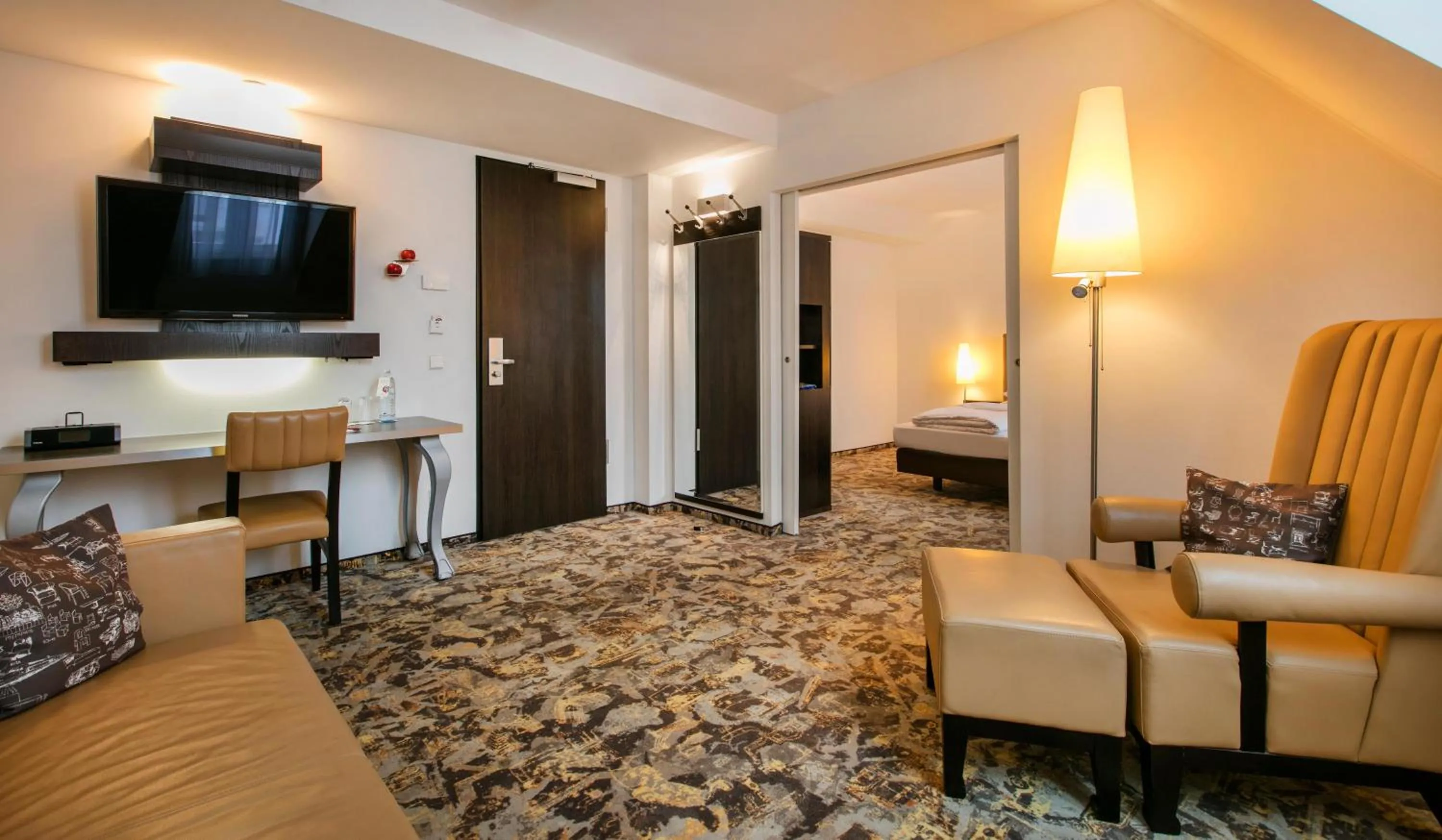 TV and multimedia, Bed in ARCOTEL Camino Stuttgart