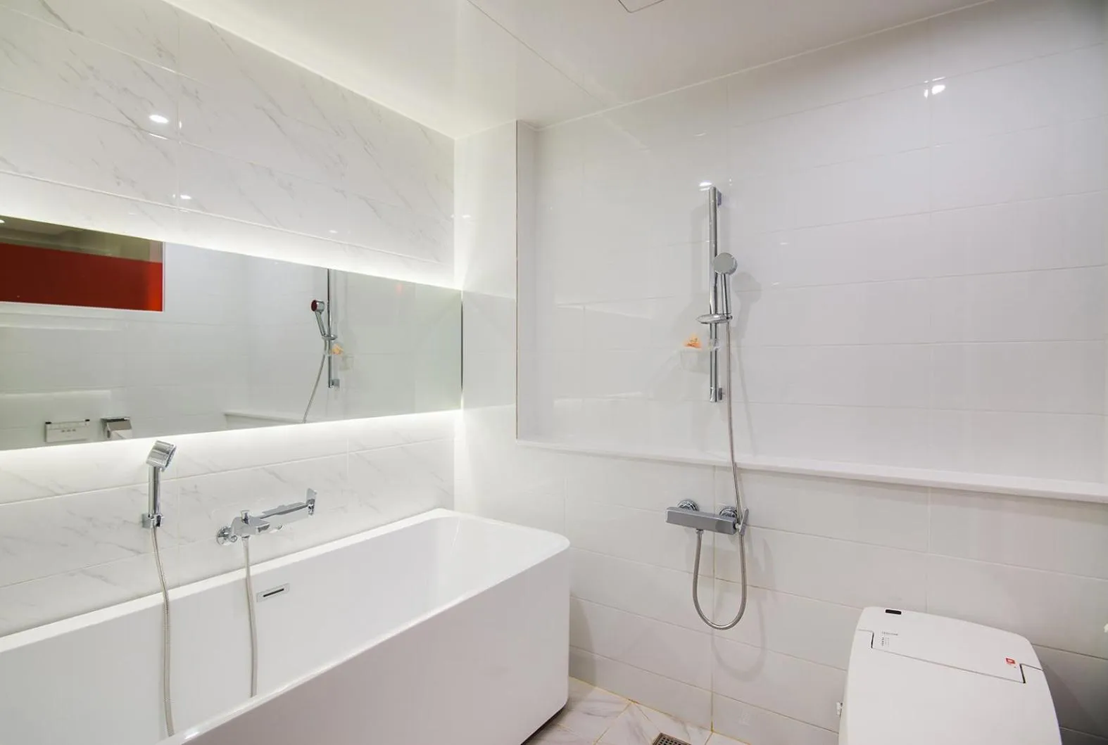 Shower in BLO BY BLO HOTEL