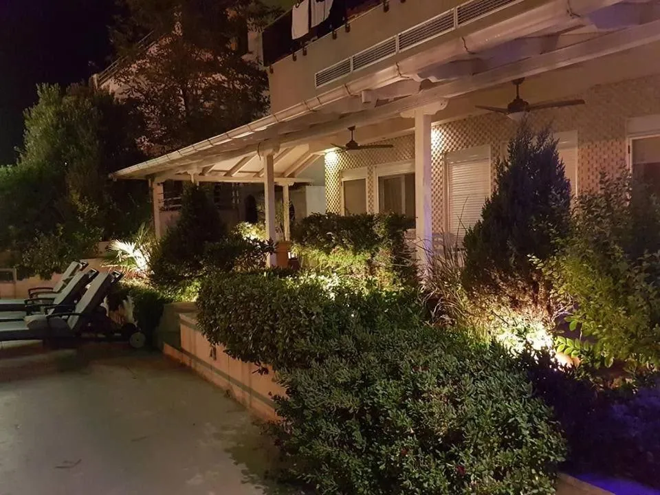 Facade/entrance in Hotel Pithari