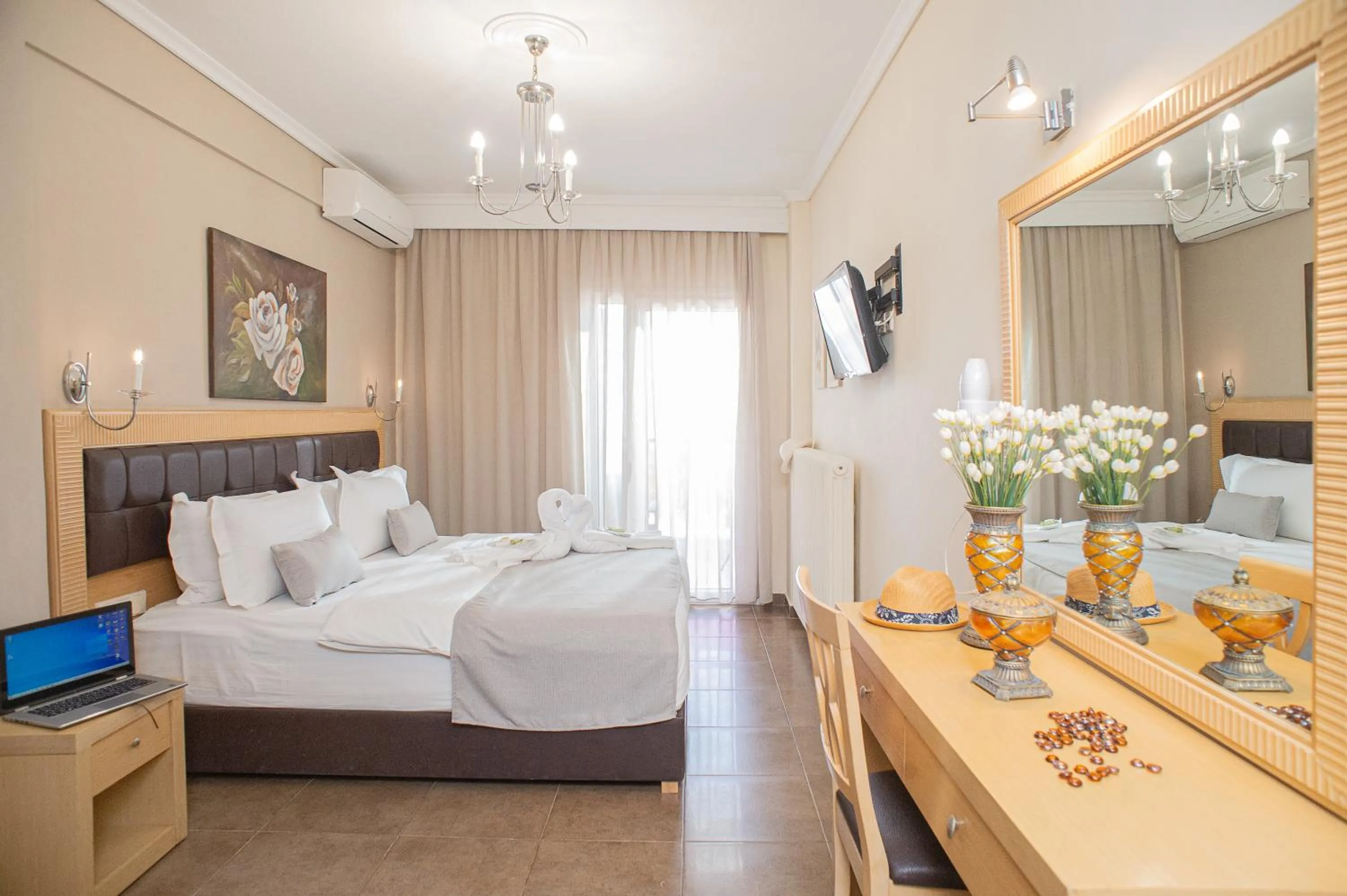 Bed in Hotel Pithari