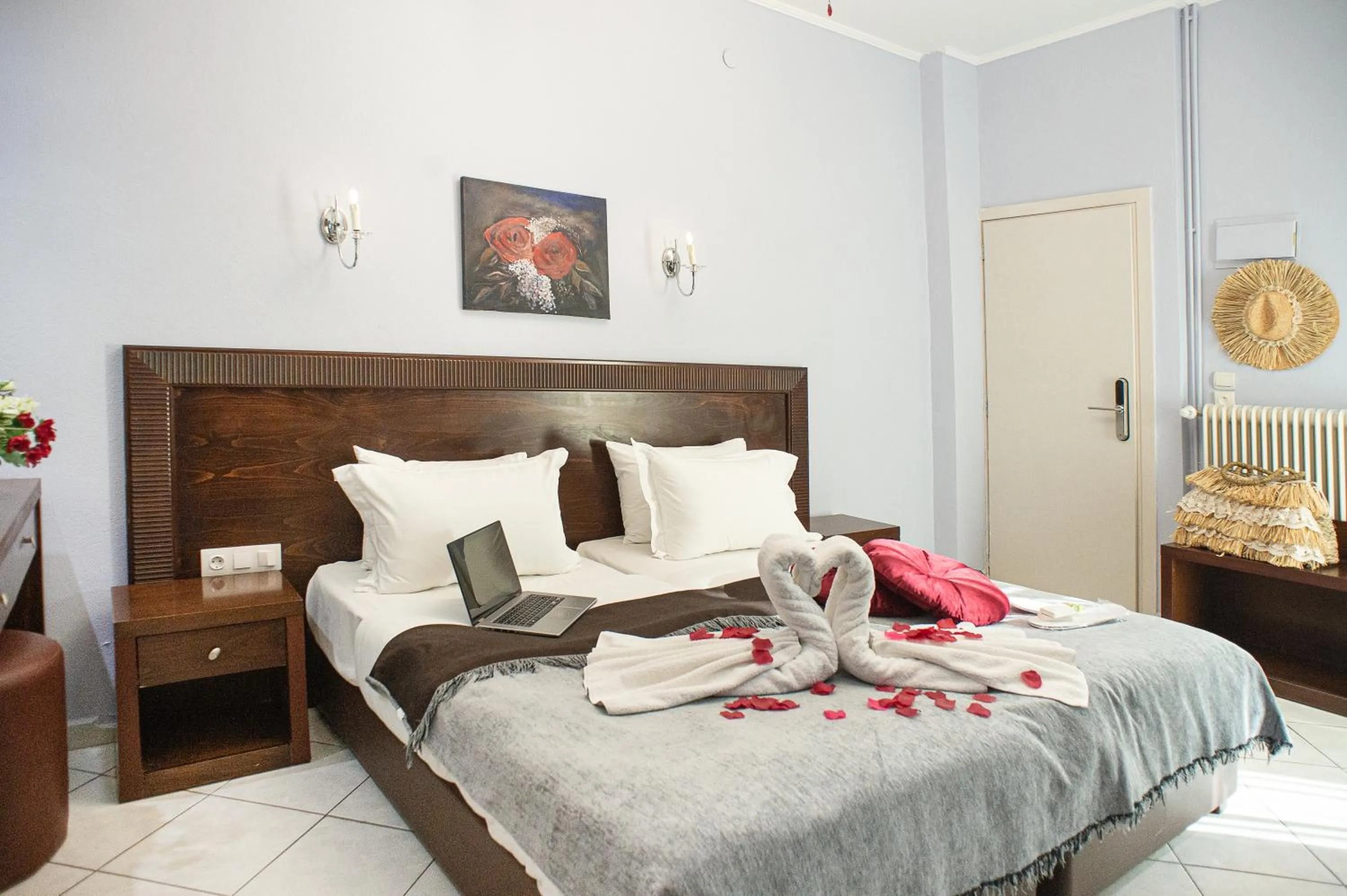 Bed in Hotel Pithari