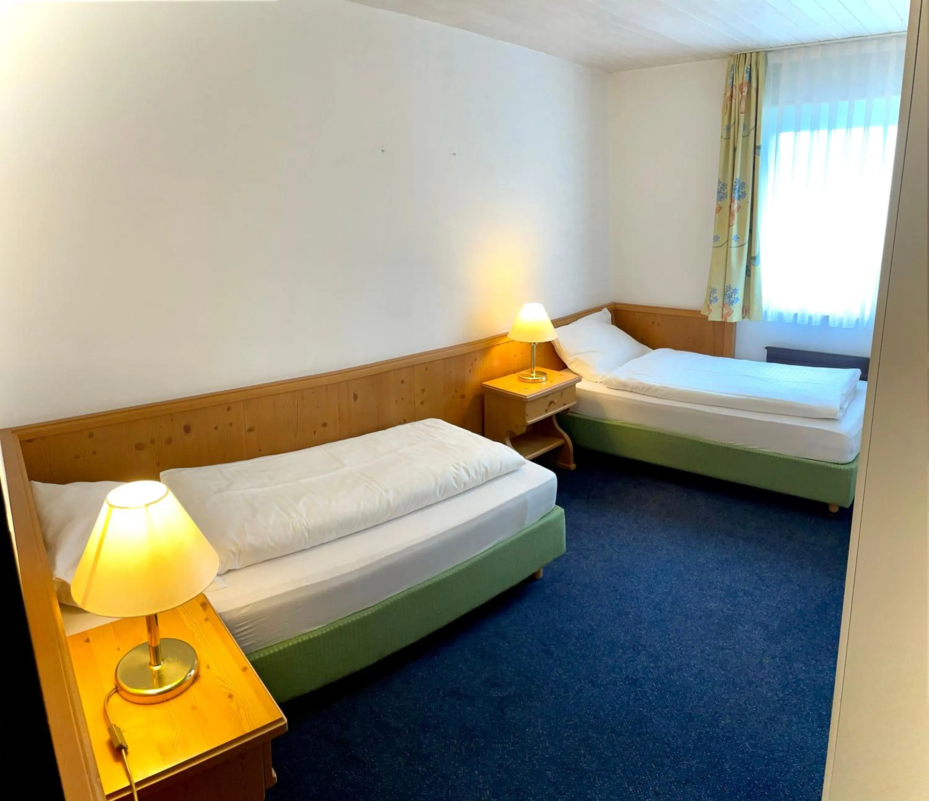 Bedroom, Bed in Alpenlodge Val Gronda