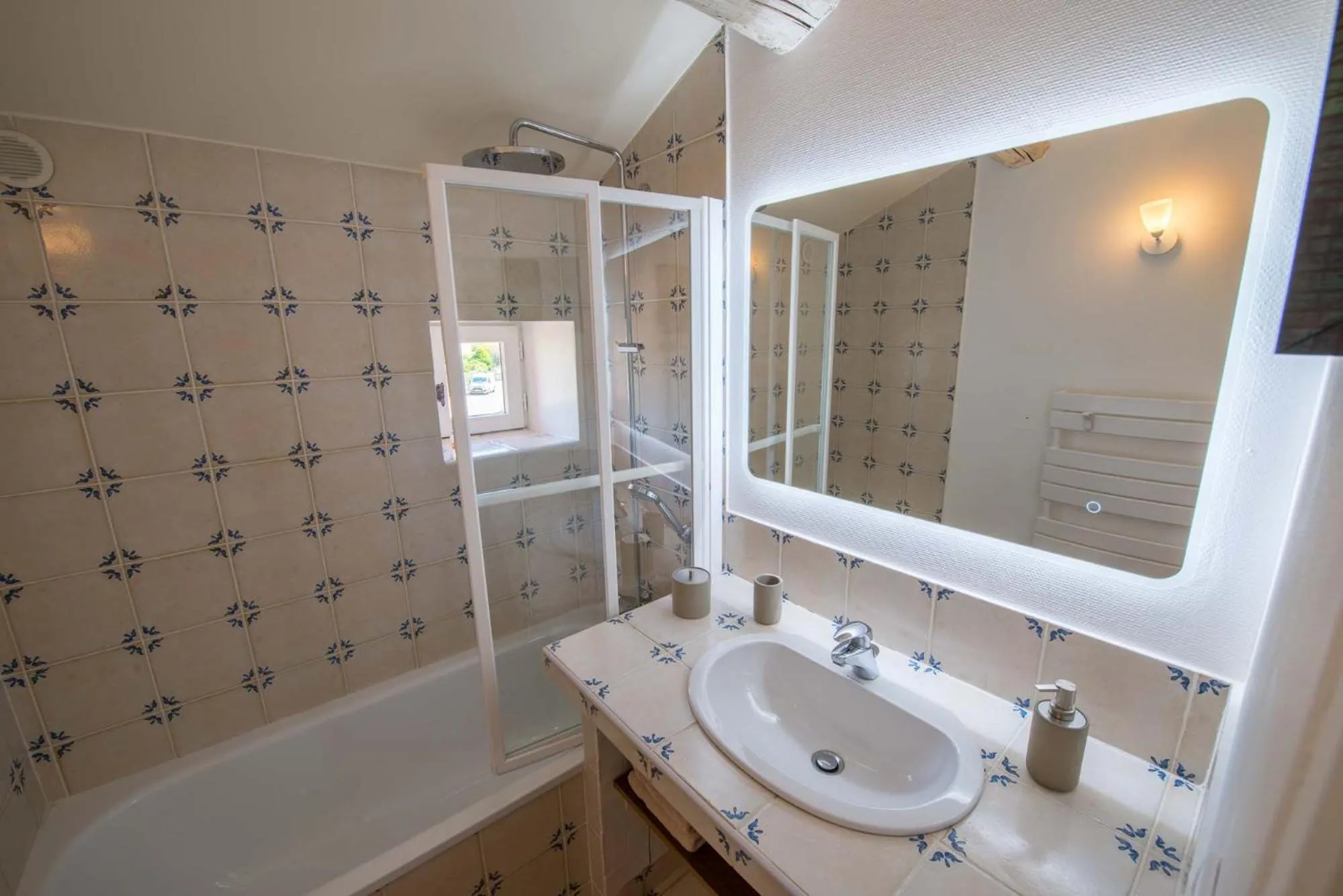 La Demeure de Cybèle - Gite de charme pour 10 personnes en Drôme Provençale