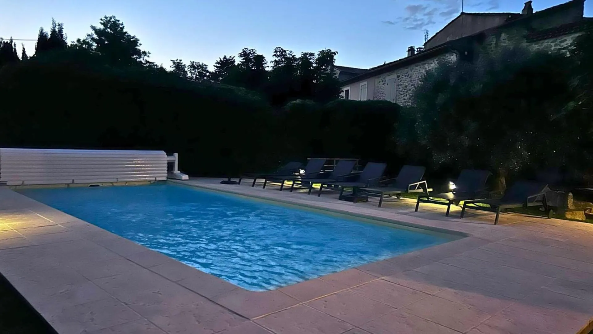 La Demeure de Cybèle - Gite de charme pour 10 personnes en Drôme Provençale