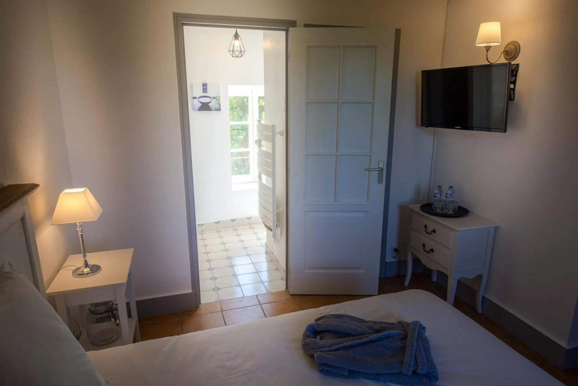 Bed in La Demeure de Cybèle - Gite de charme pour 10 personnes en Drôme Provençale