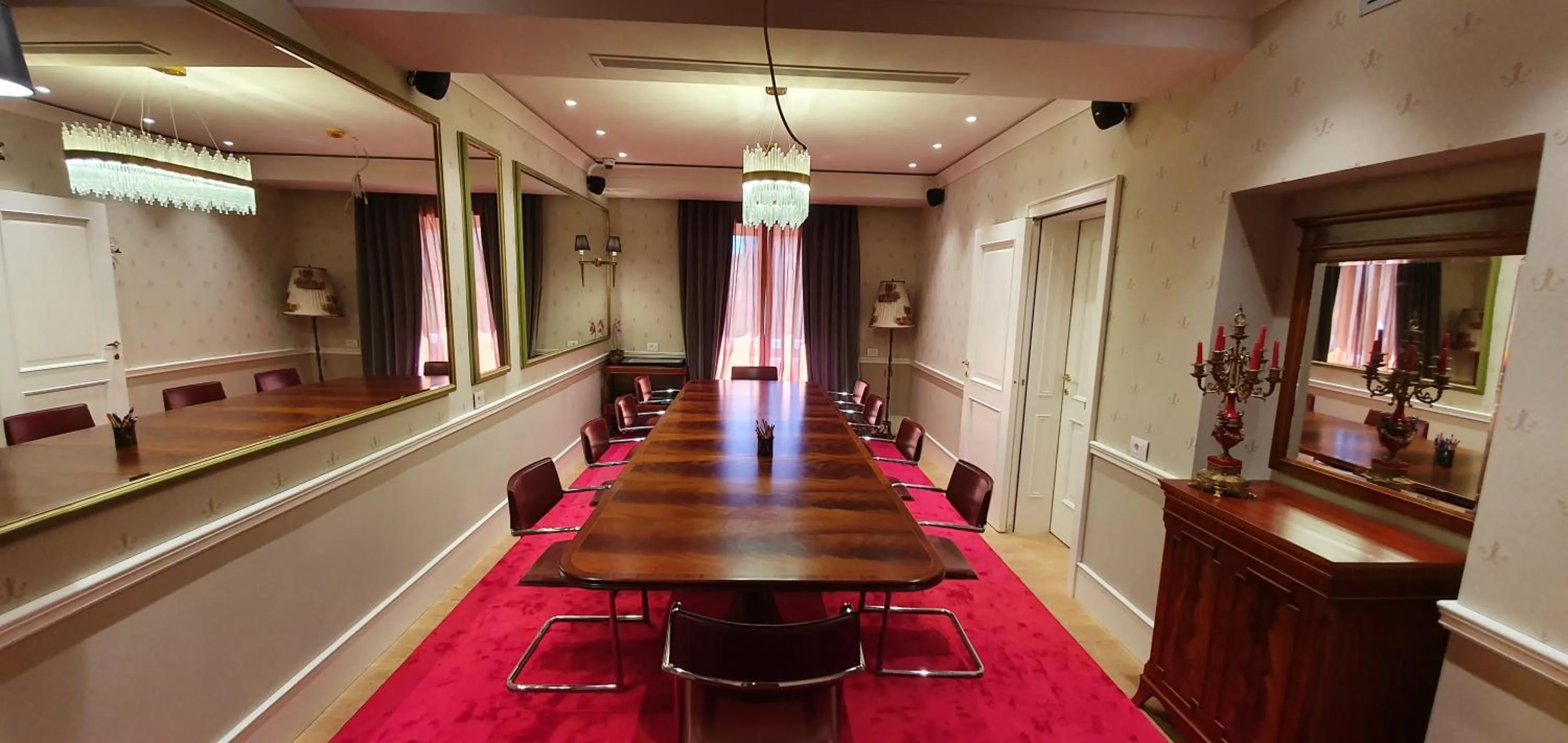 Meeting/conference room in Ebel Boutique Hotel