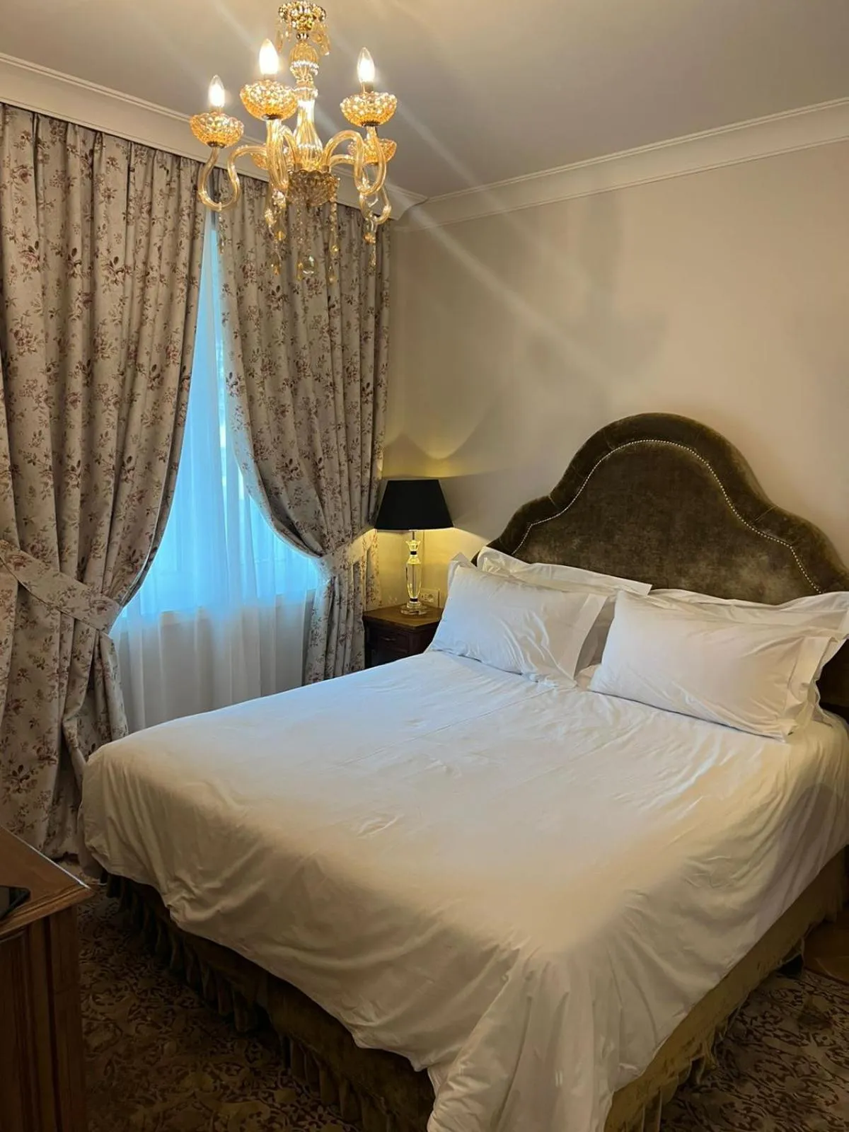 Photo of the whole room, Bed in Ebel Boutique Hotel