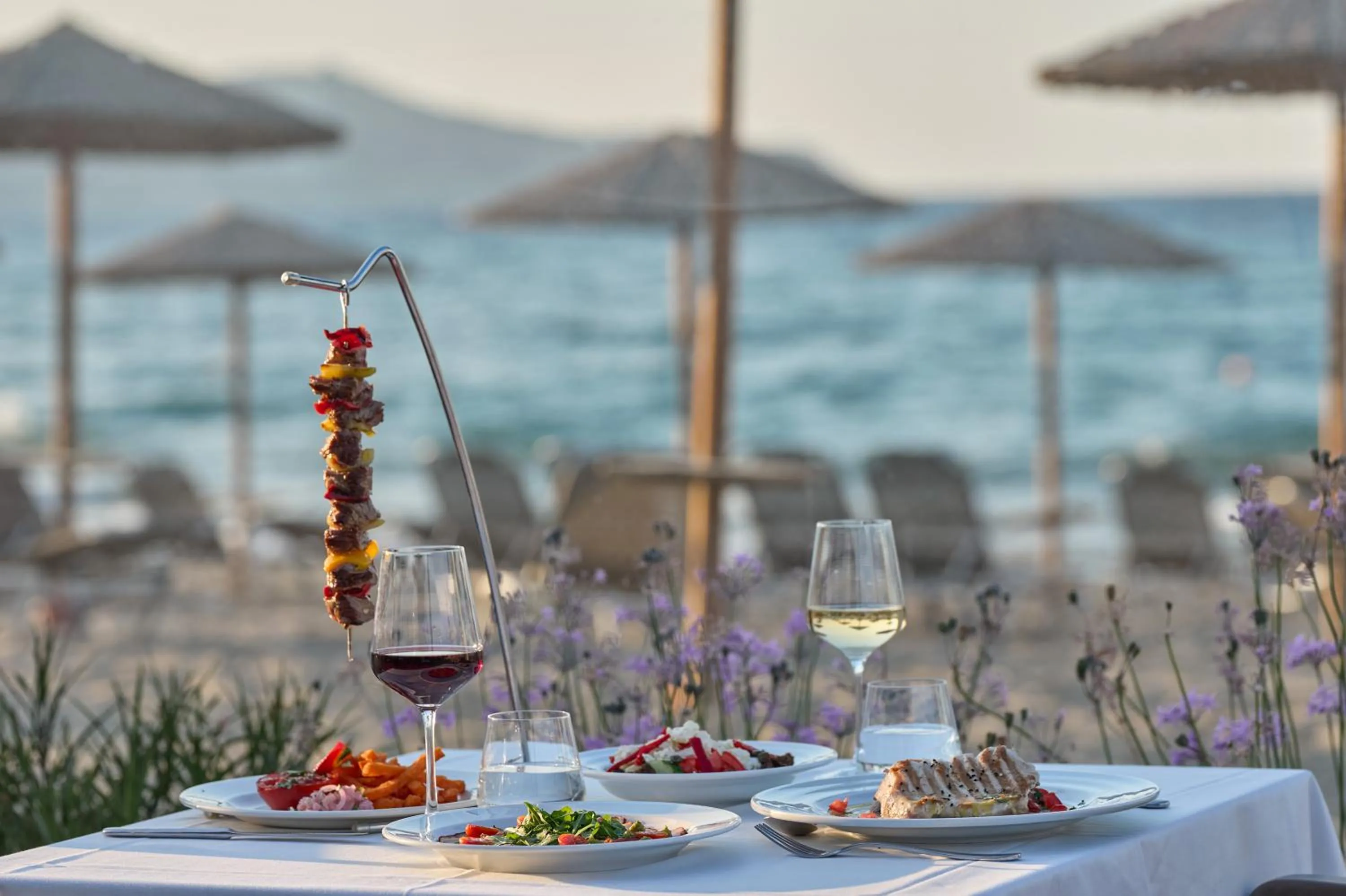 Food and drinks in Atlantica Akti Zeus Hotel