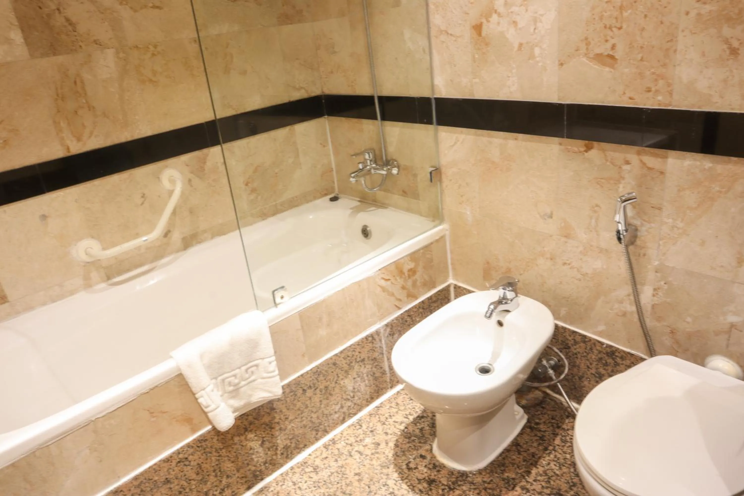 Twin Room with Sea View in Happy Days Hotel