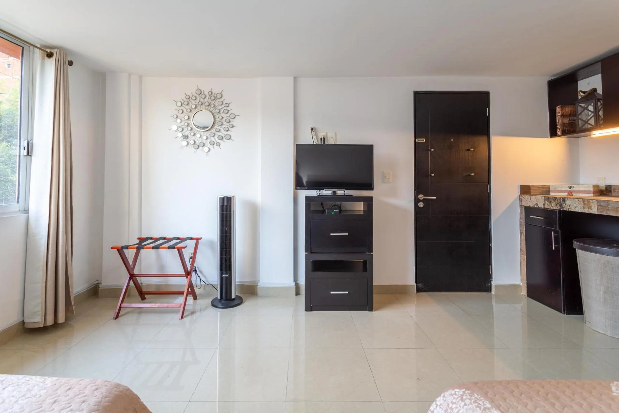 TV and multimedia in Suites 259 Condesa