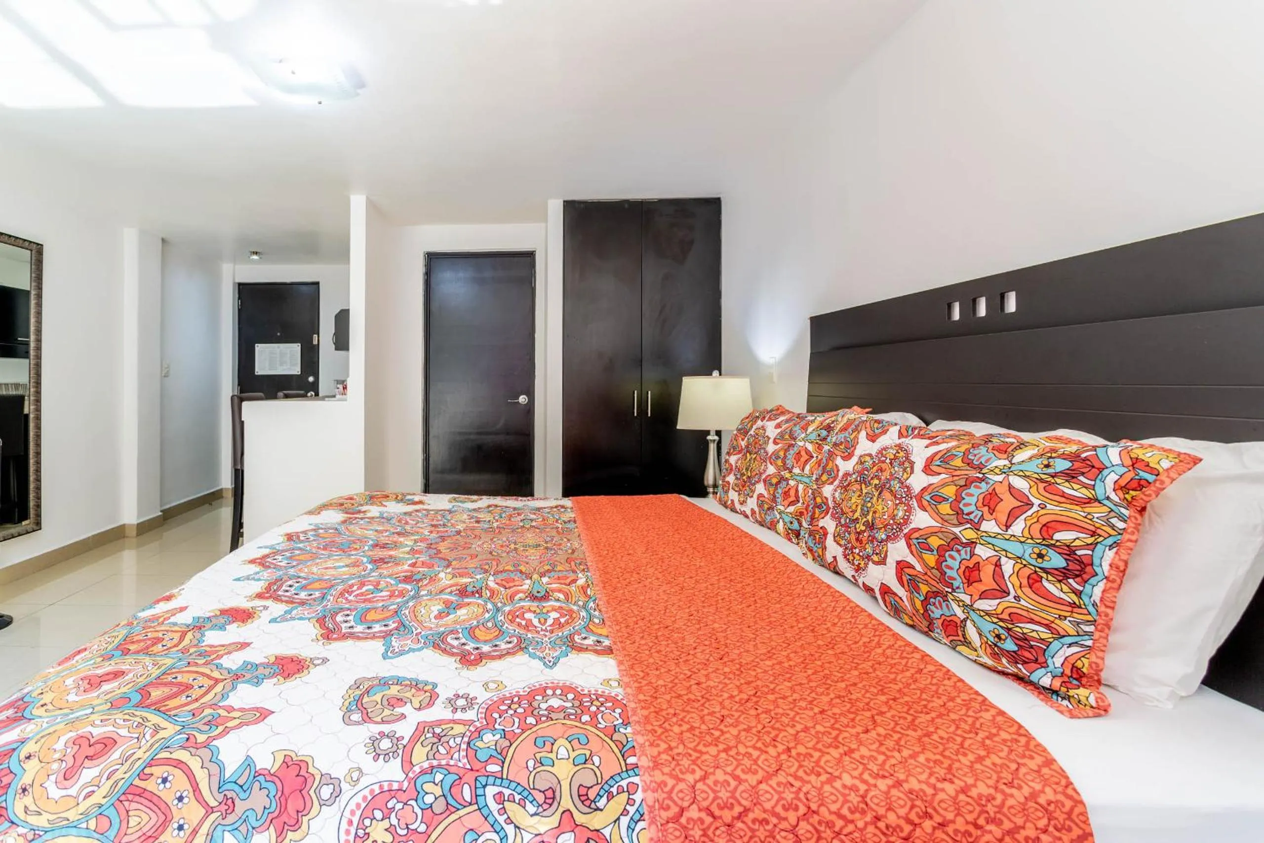 Bed in Suites 259 Condesa