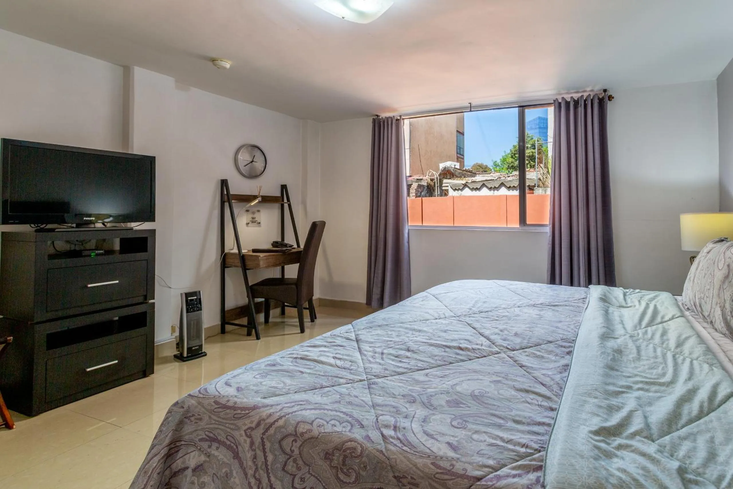 Bed in Suites 259 Condesa