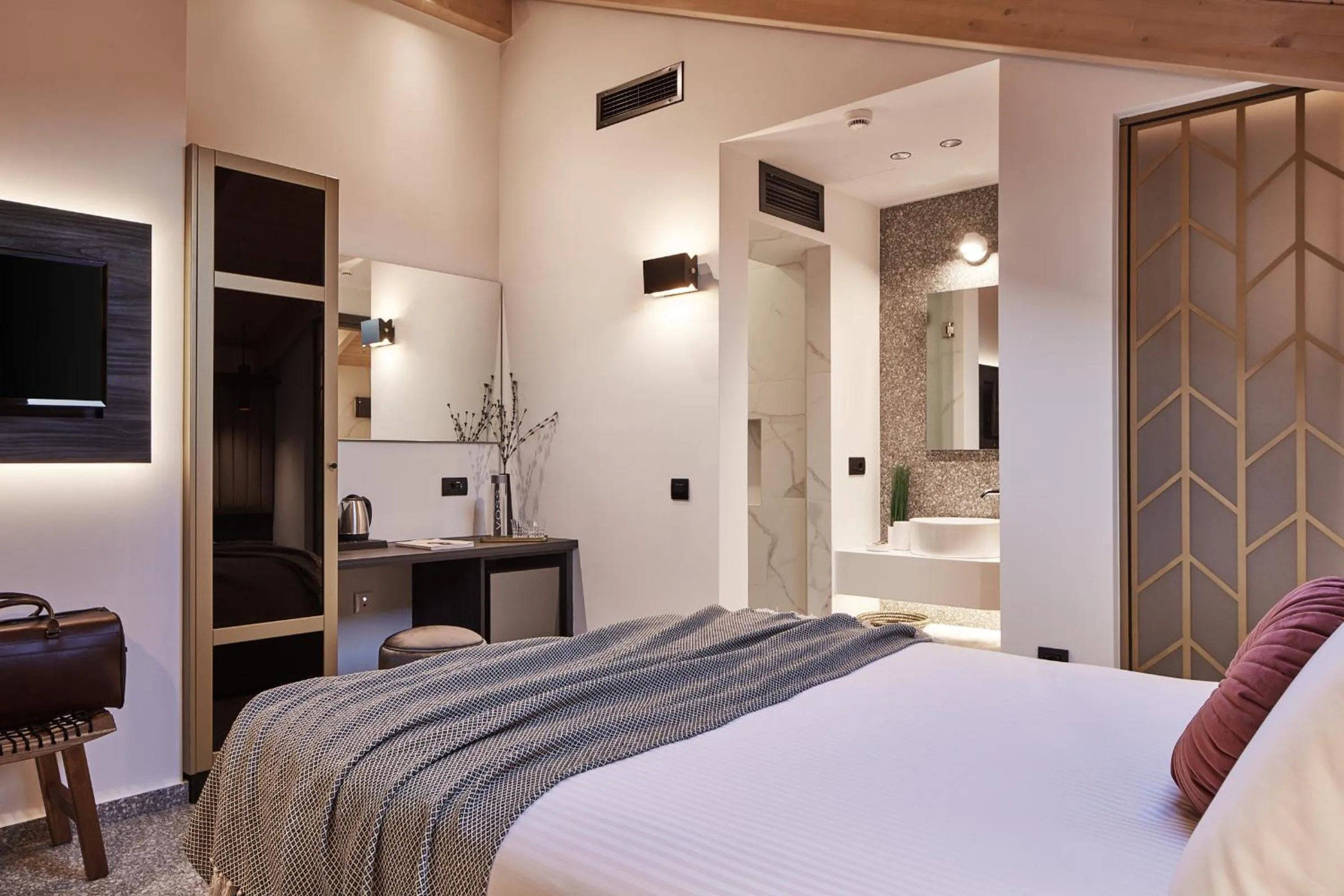 Photo of the whole room, Bed in Λιθεία-Lithia