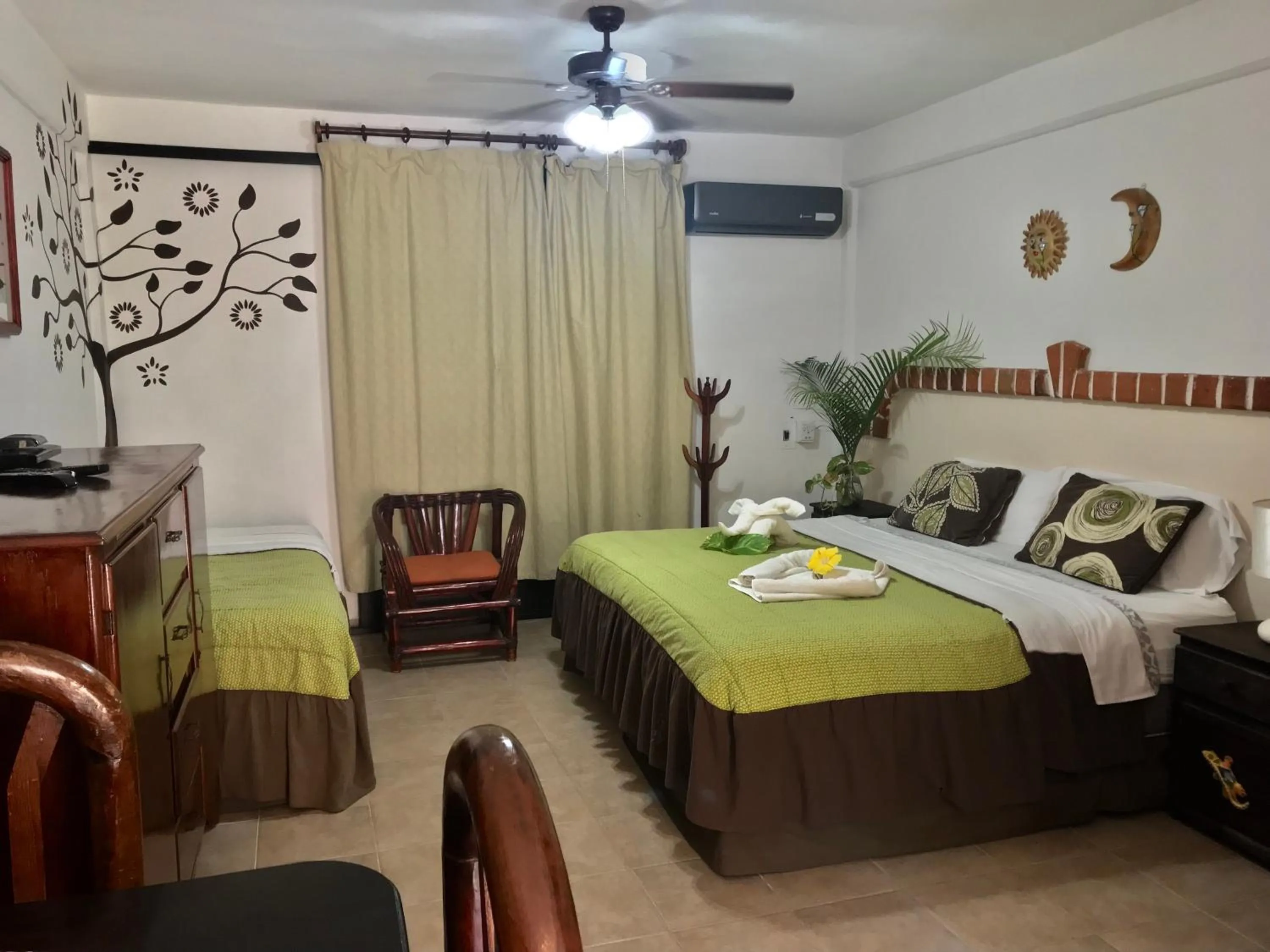 Bed in Suites Fenicia