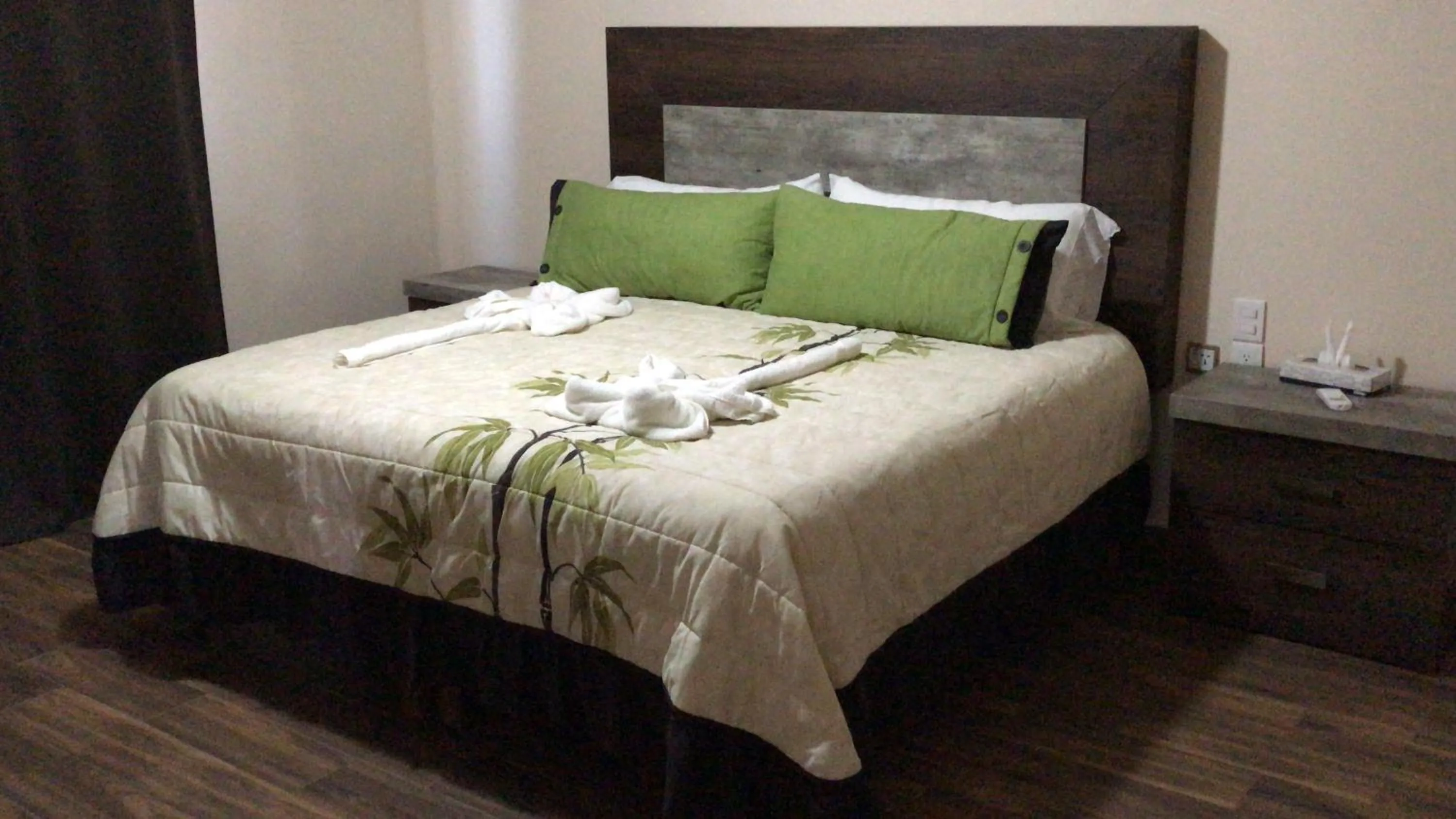 Decorative detail, Bed in Suites Fenicia