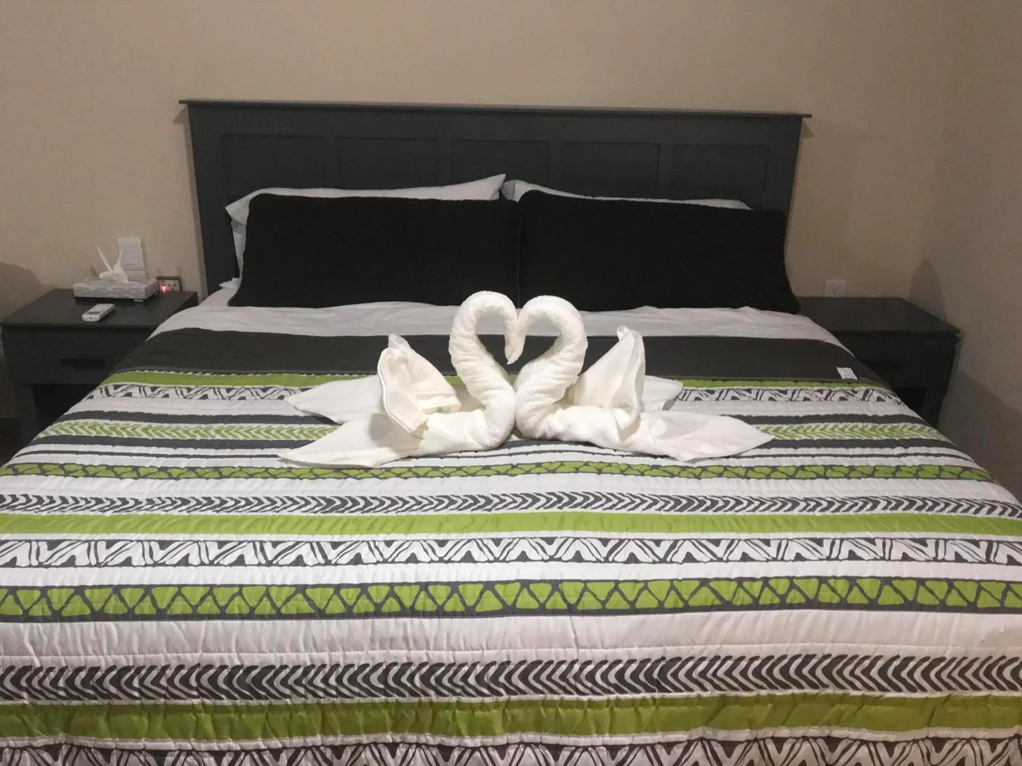 Bed in Suites Fenicia