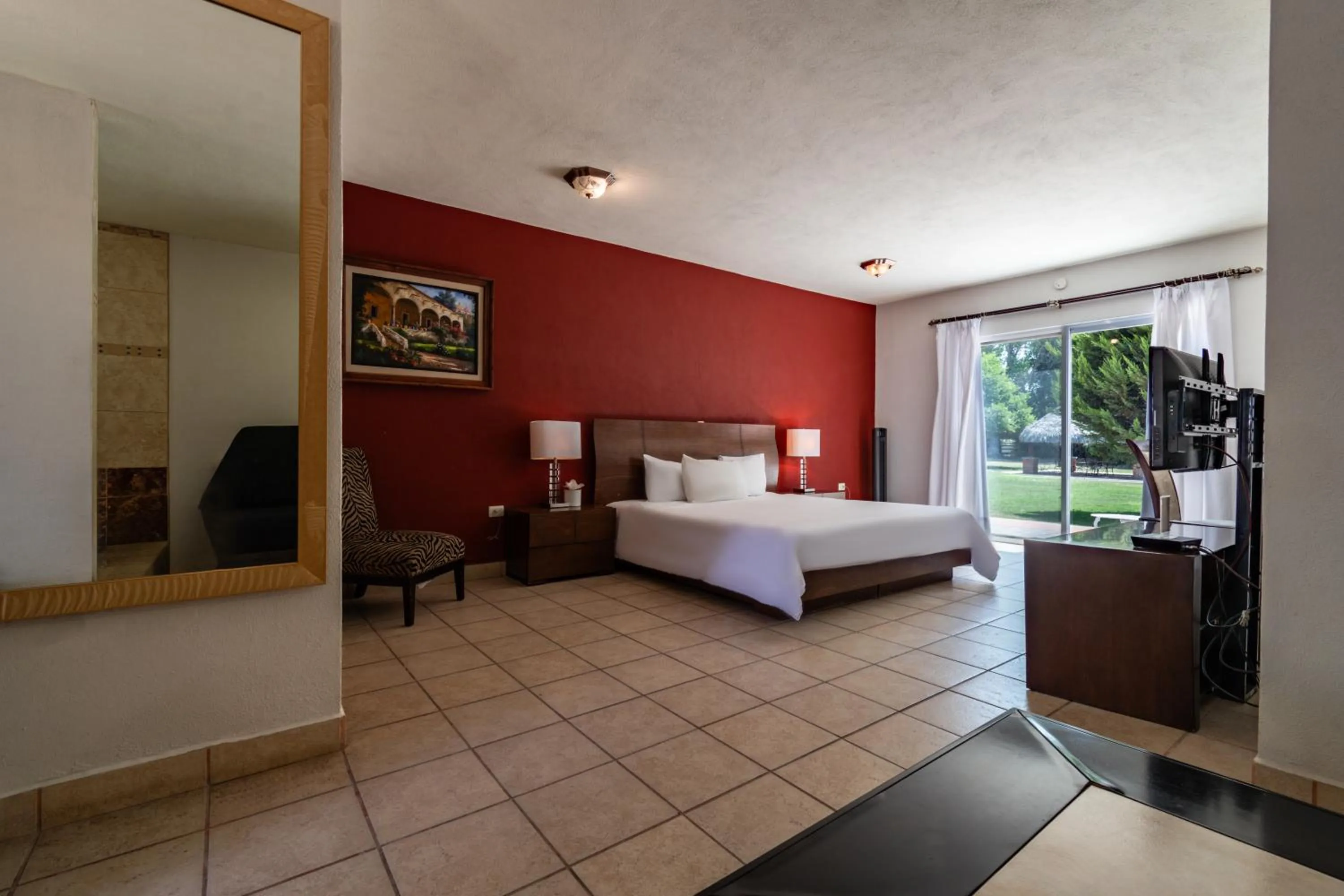 Photo of the whole room, Bed in Atotonilco Hotel & Club