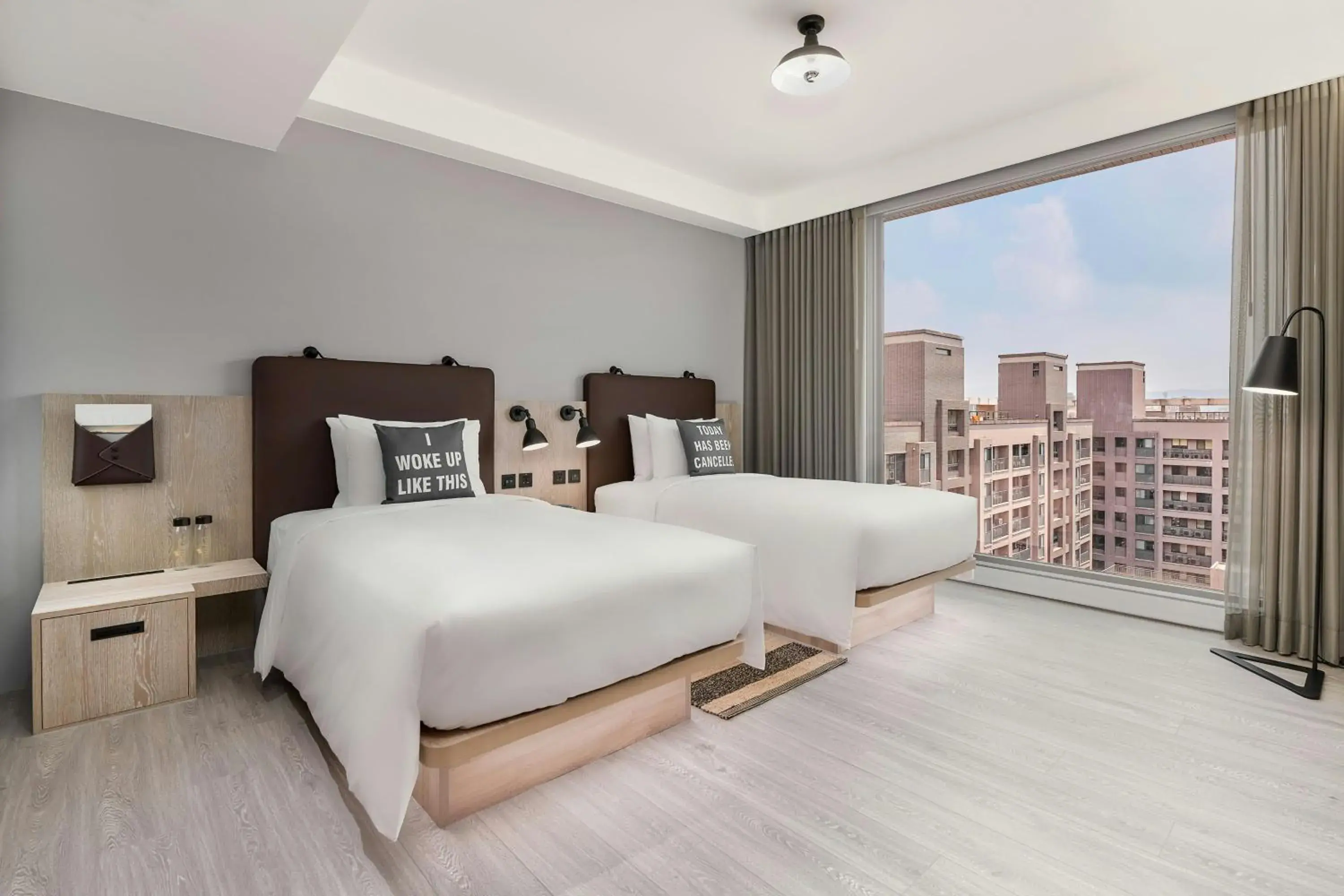 Superior guest room with two single beds in Moxy Taichung Superior guest room with two single beds in Moxy Taichung