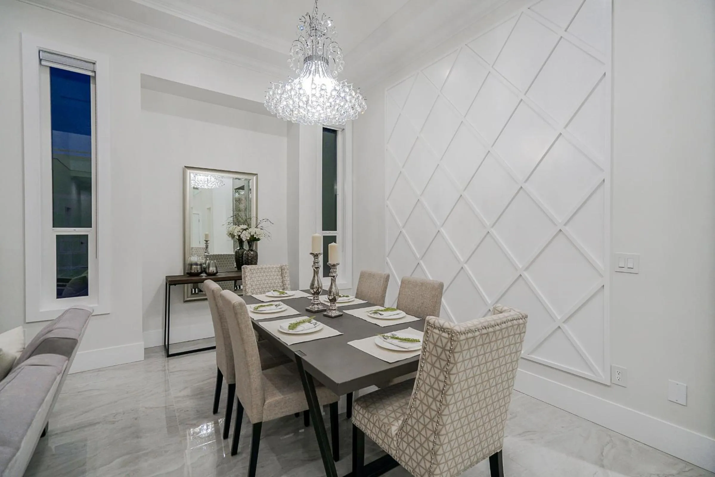 Living room in Sun suite