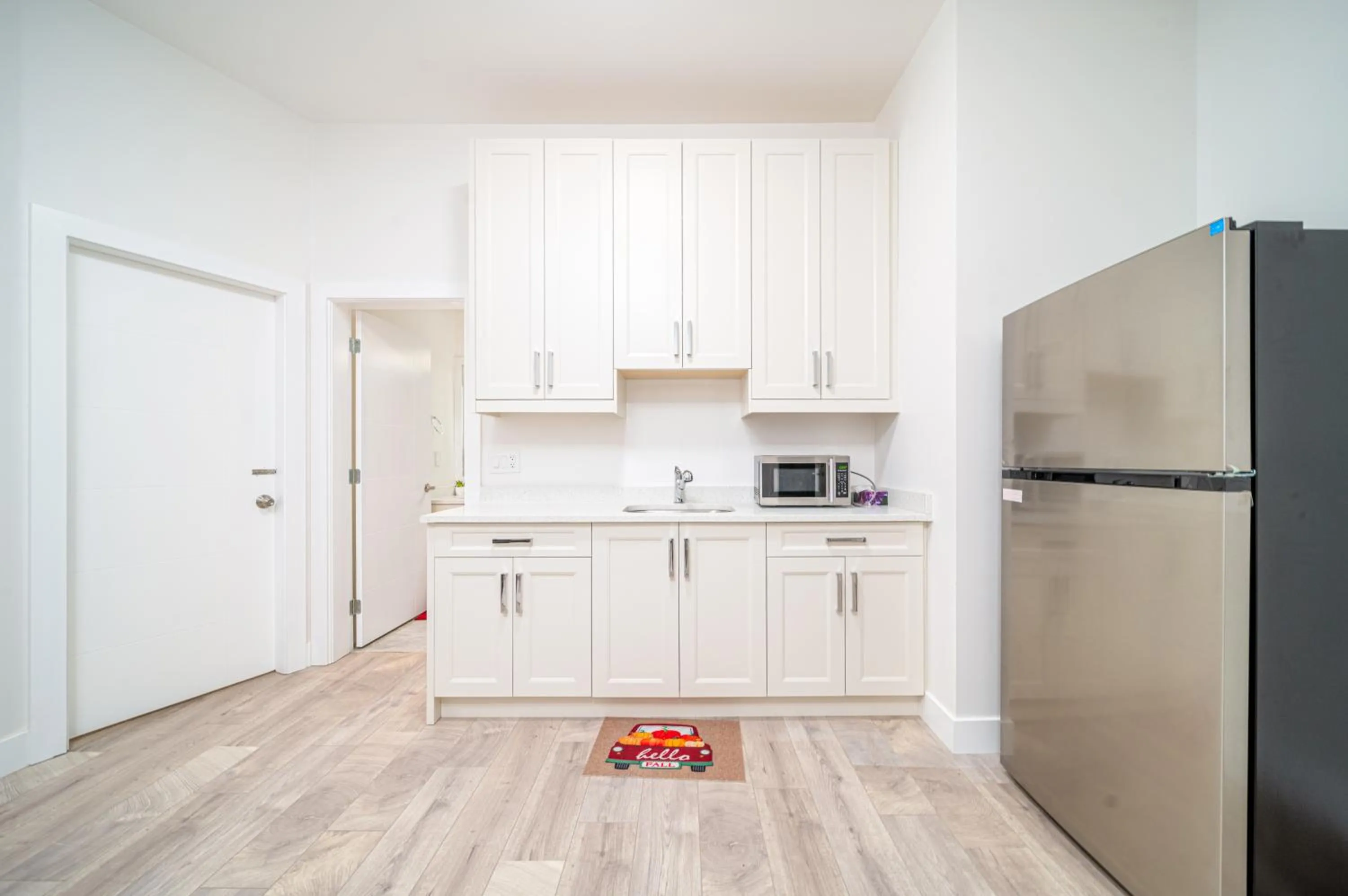 Kitchen or kitchenette in Sun suite