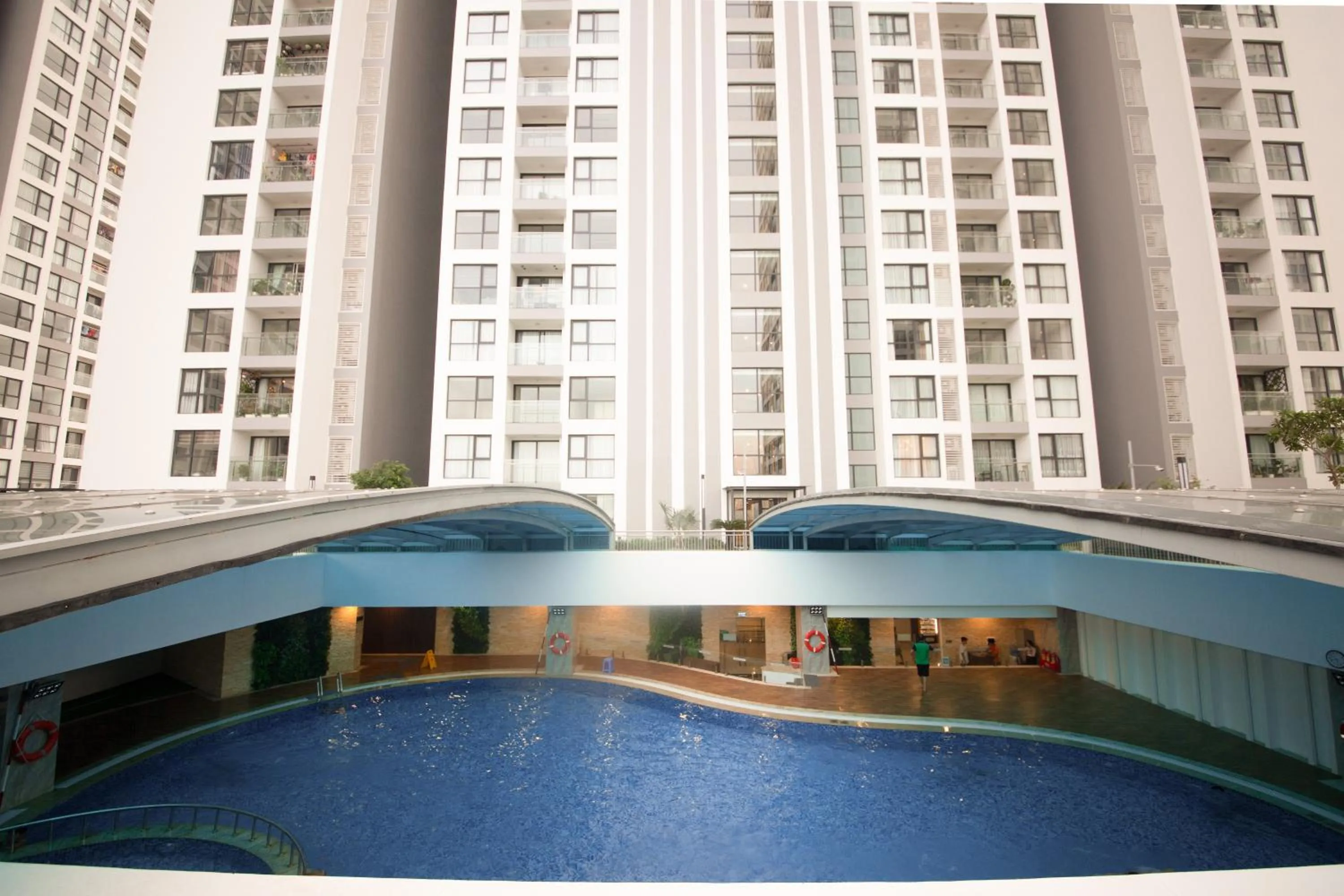 Swimming pool in Aspaces Serviced Apartments - Vinhomes West Point
