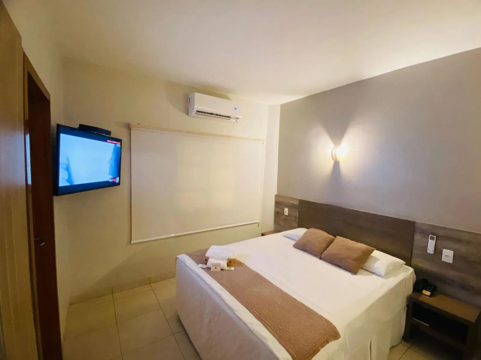 Bedroom, Bed in Hotel Piratininga Avenida Amazonas - Rondonópolis