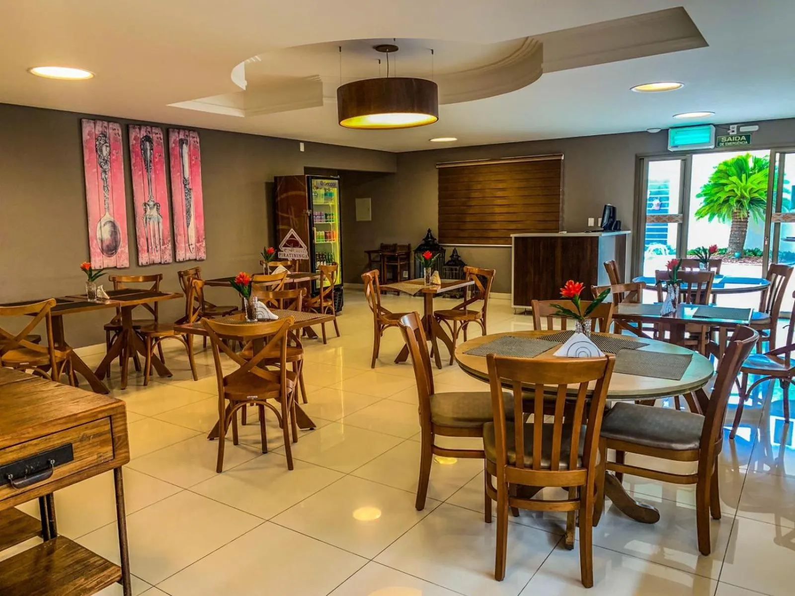 Restaurant/places to eat in Hotel Piratininga Avenida Amazonas - Rondonópolis