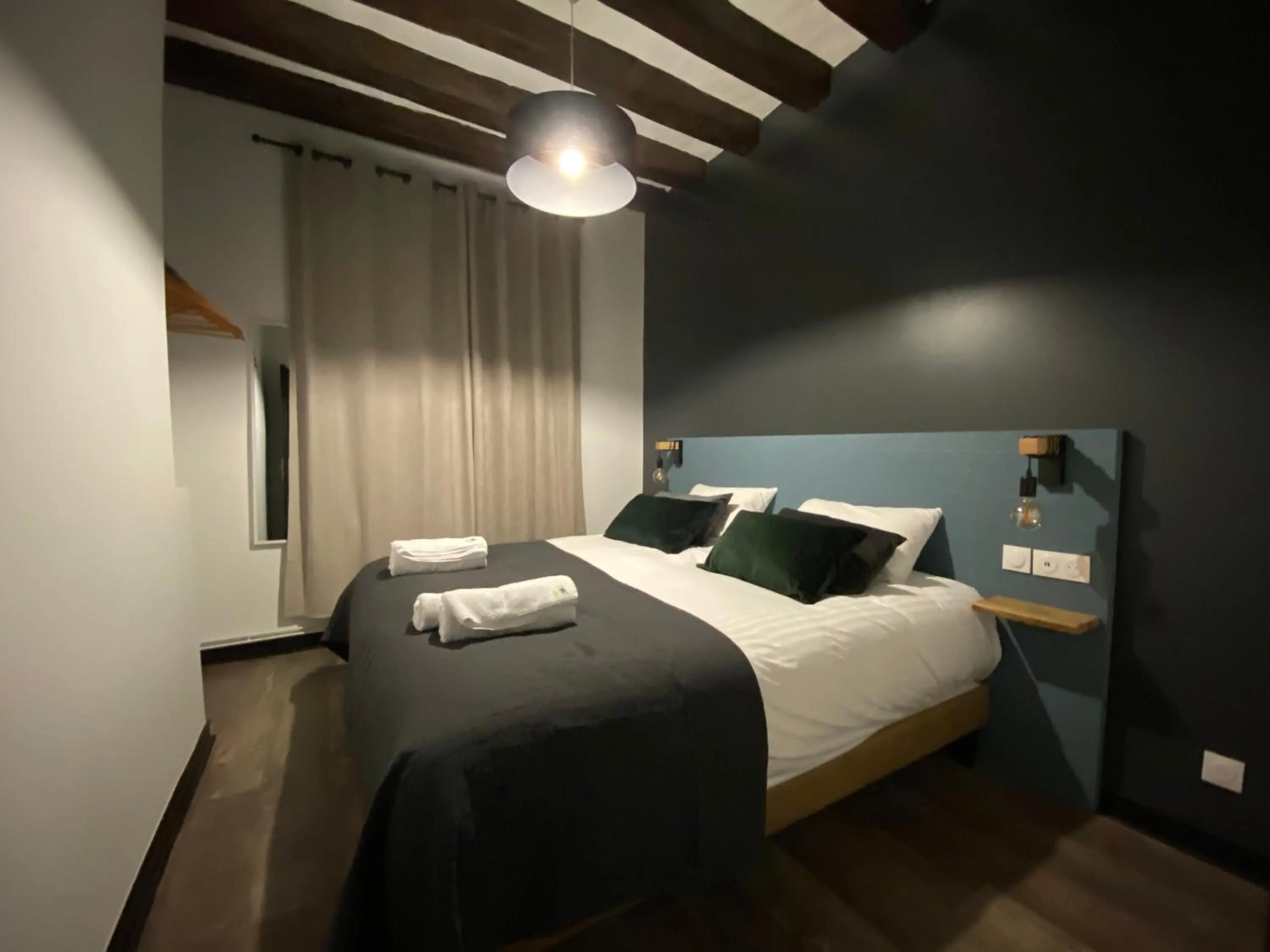 Bedroom, Bed in La Propriete de Bacchus