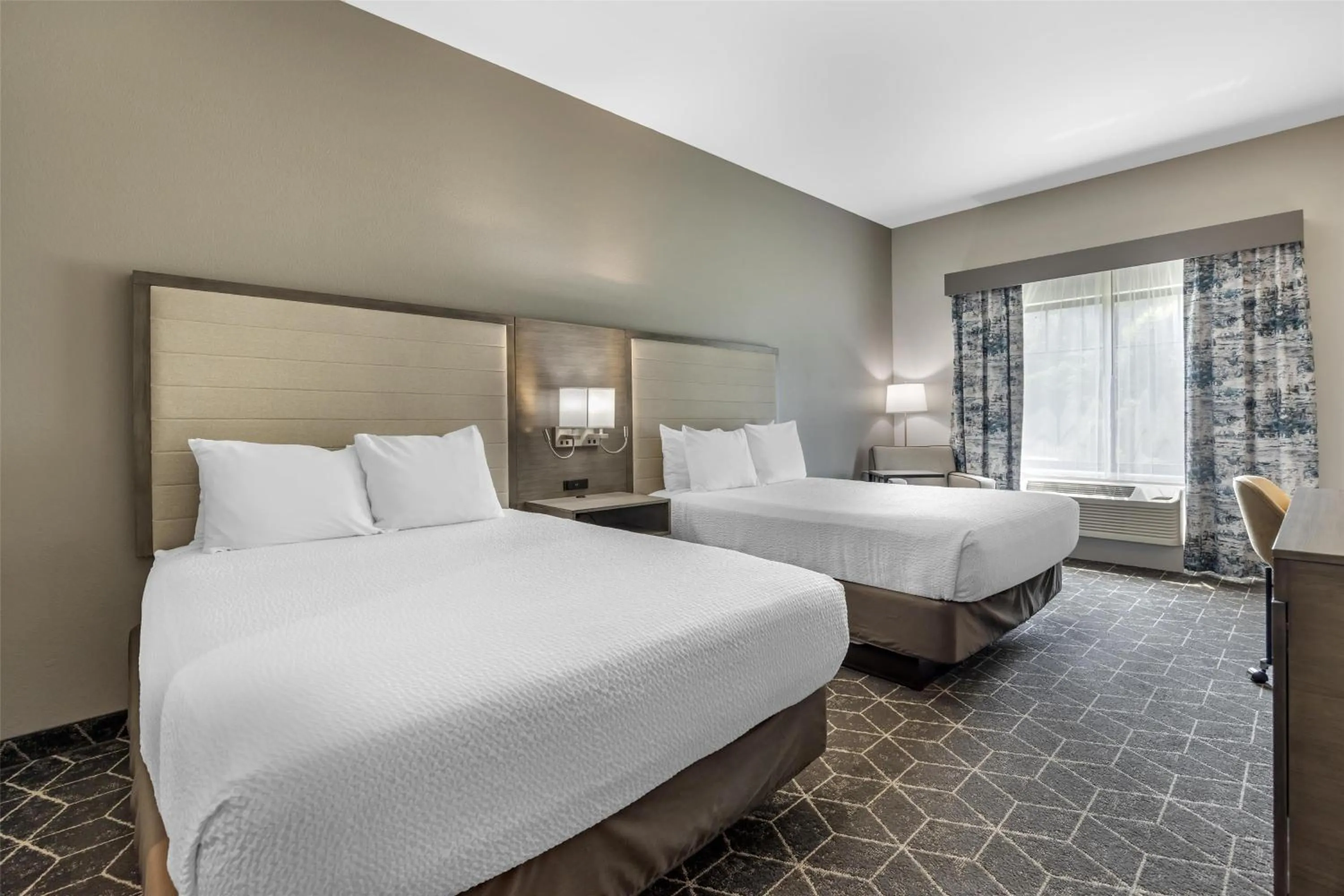 Bedroom, Bed in Best Western Plus Lawrenceburg