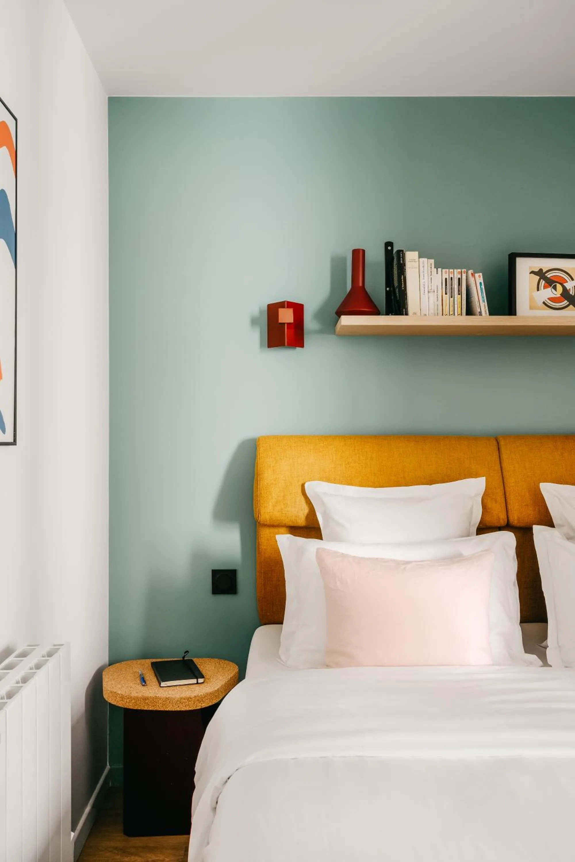 Bedroom, Bed in Edgar Suites Auteuil - Le Marois