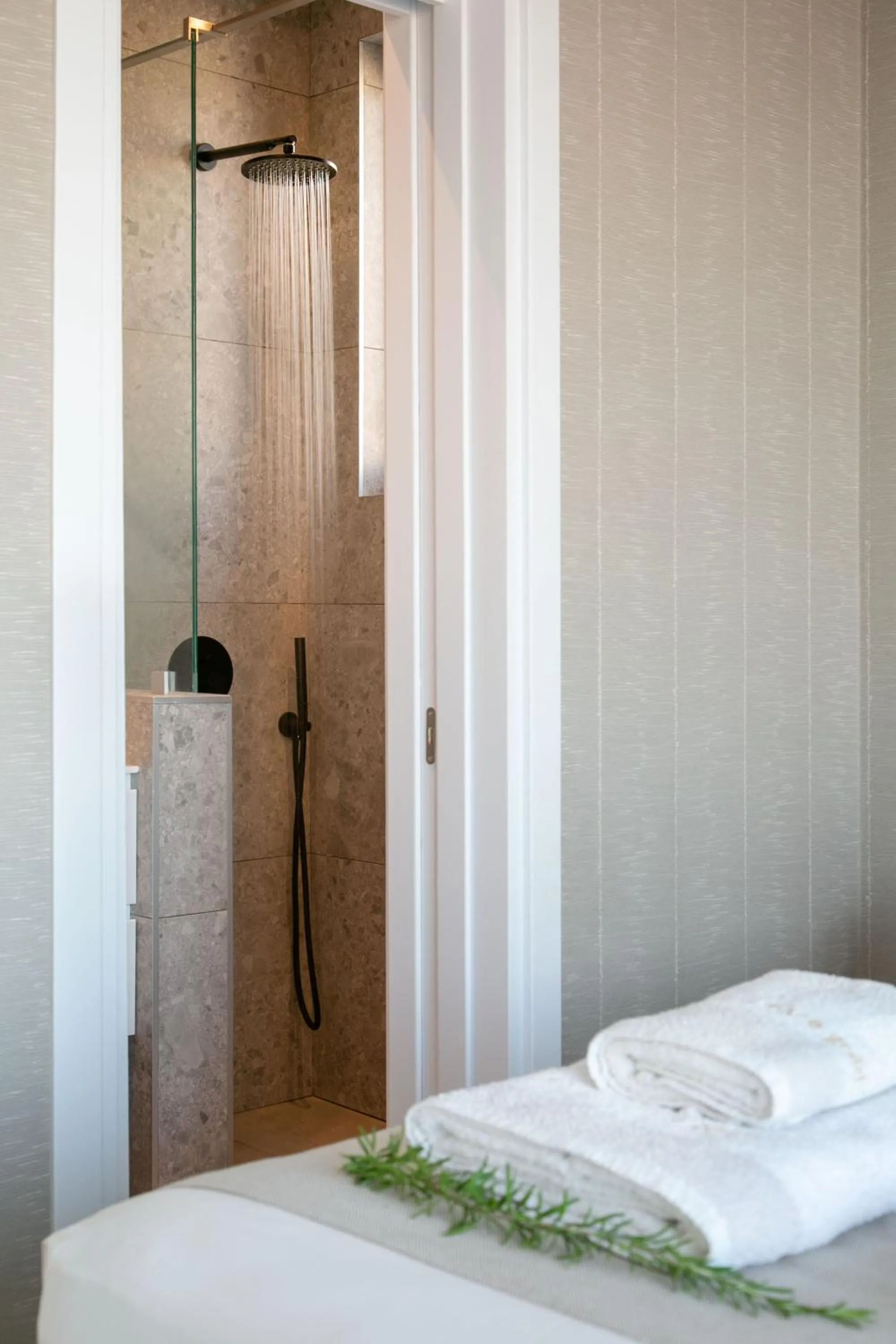 Bedroom, Bed in Chris Le Mare Gold Luxury Villa