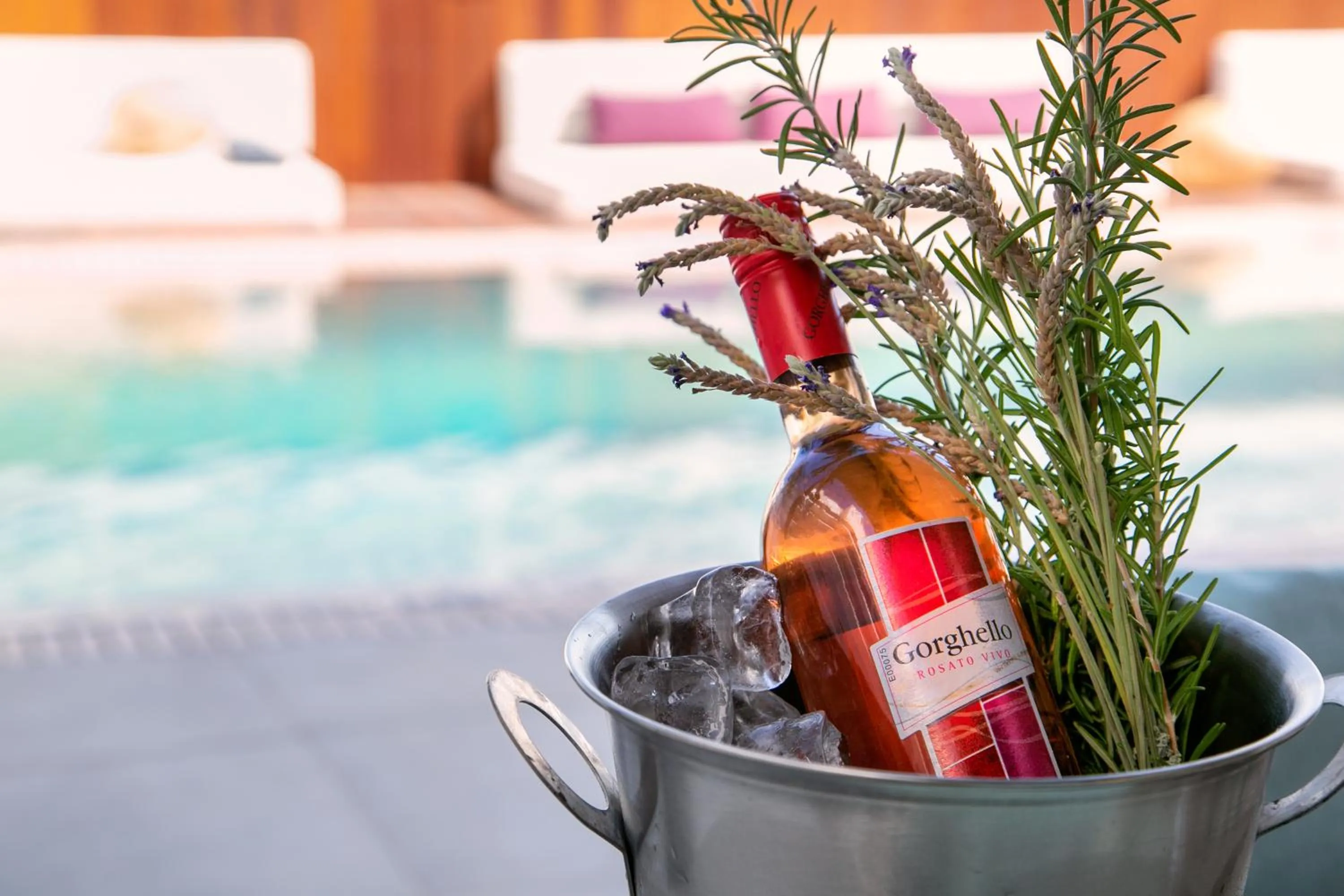 Dining area in Chris Le Mare Gold Luxury Villa