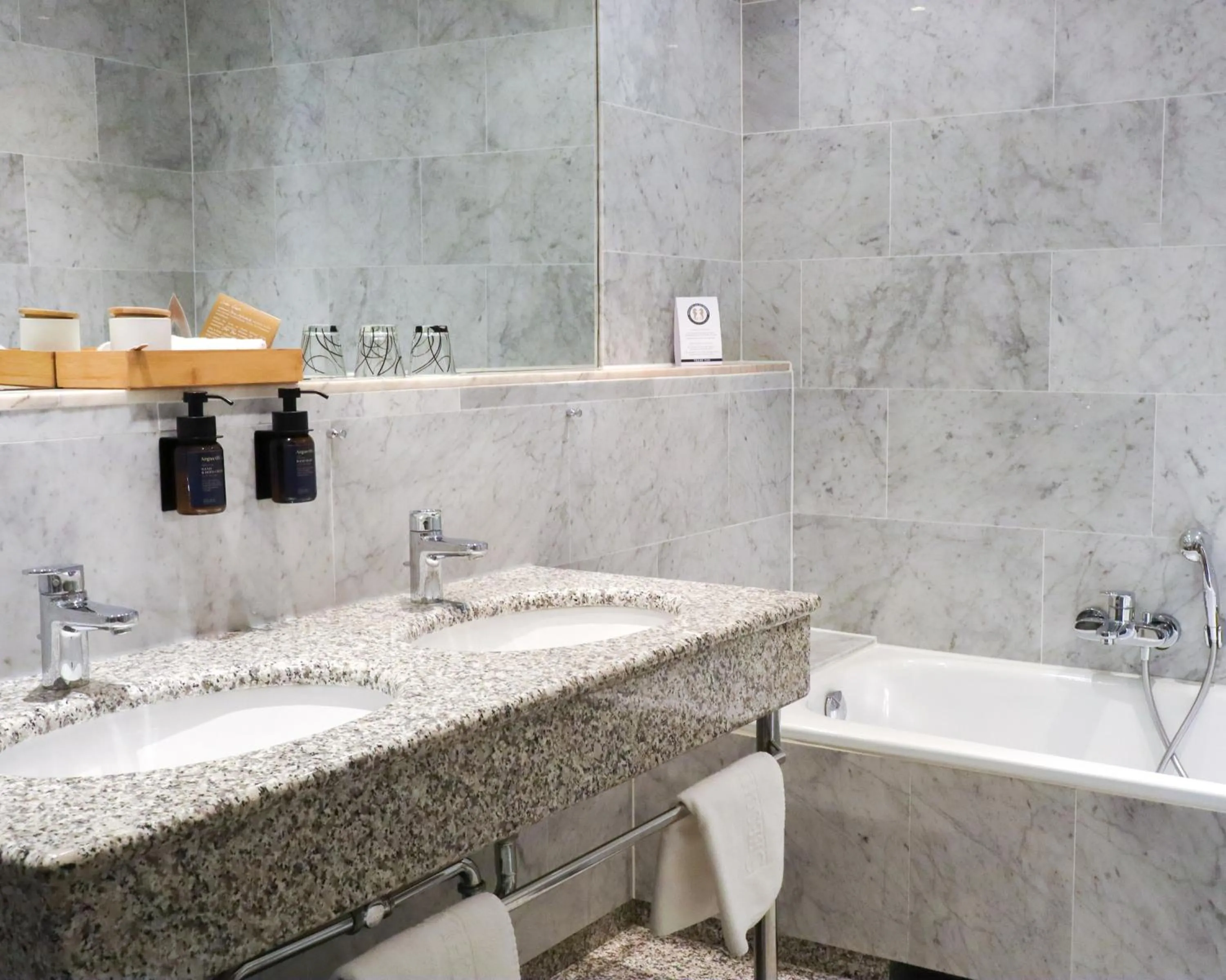 Bathroom in Grand Hotel Seeschlösschen Sea Retreat & SPA