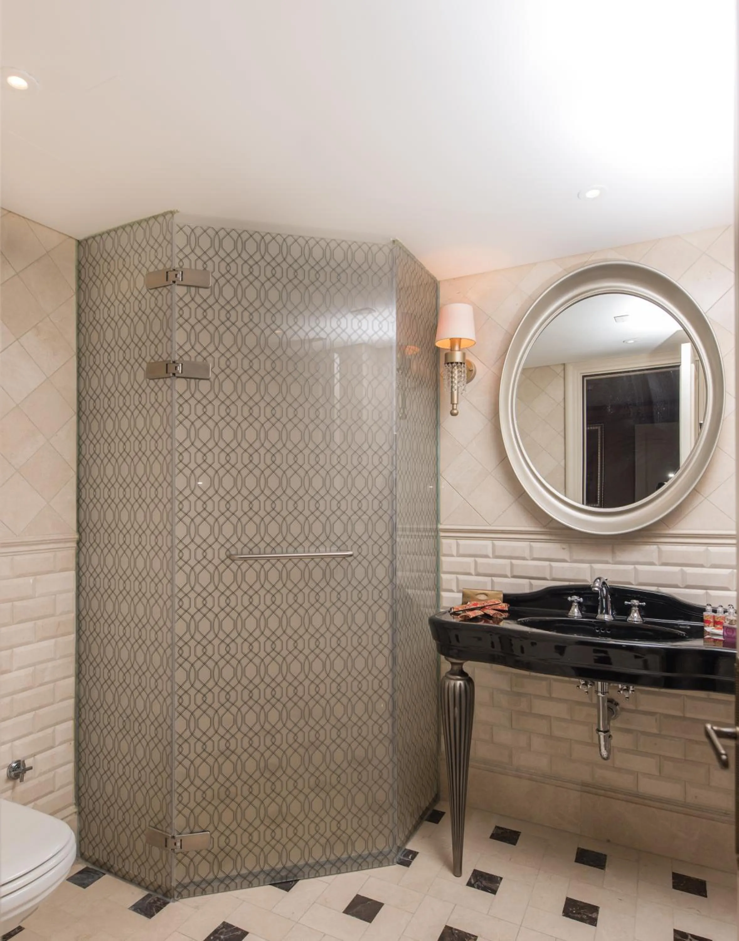 Bathroom in Quba Palace Hotel & Golf Resort