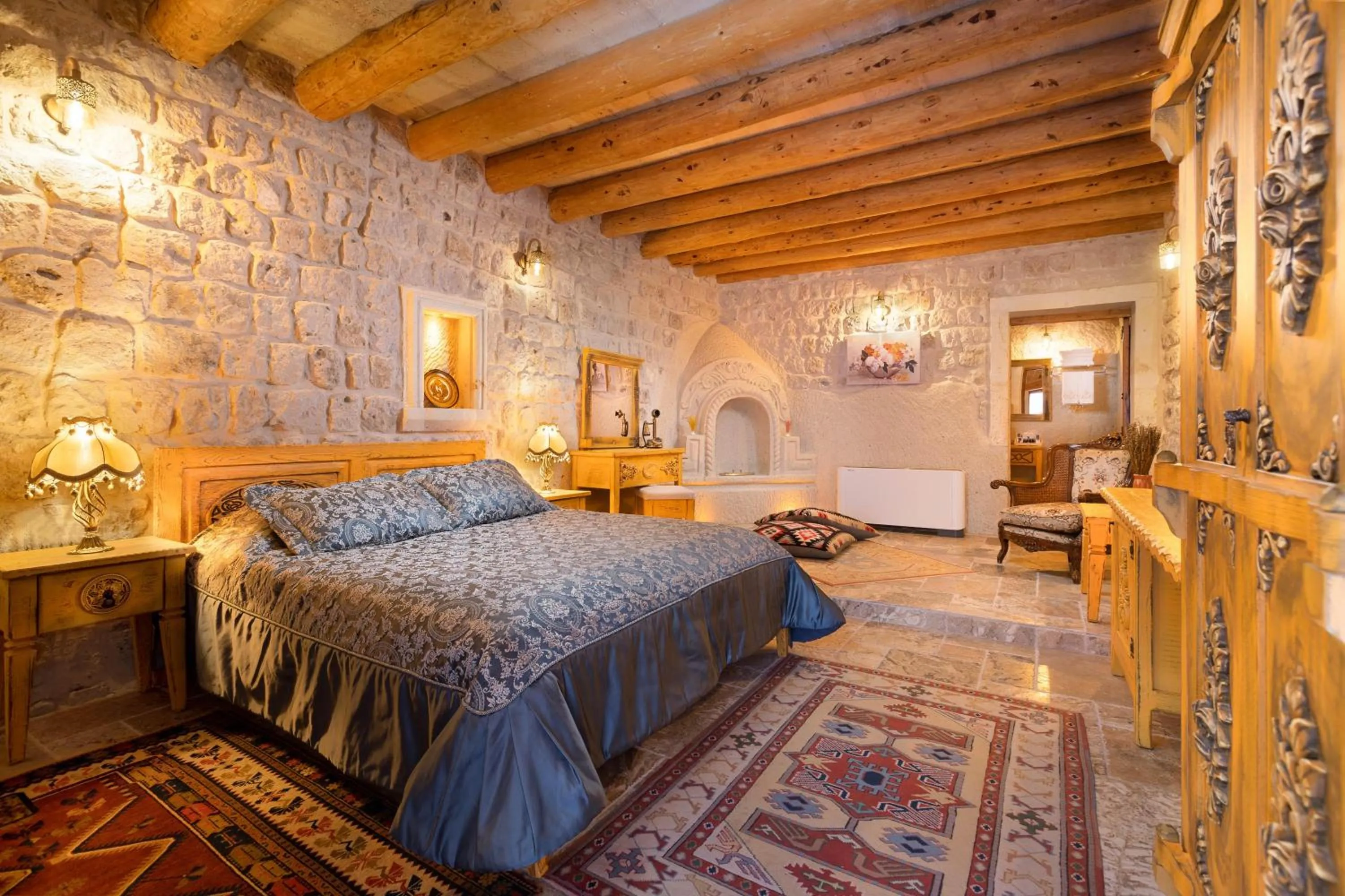 Photo of the whole room, Bed in Cappadocia Acer Cave Hotel