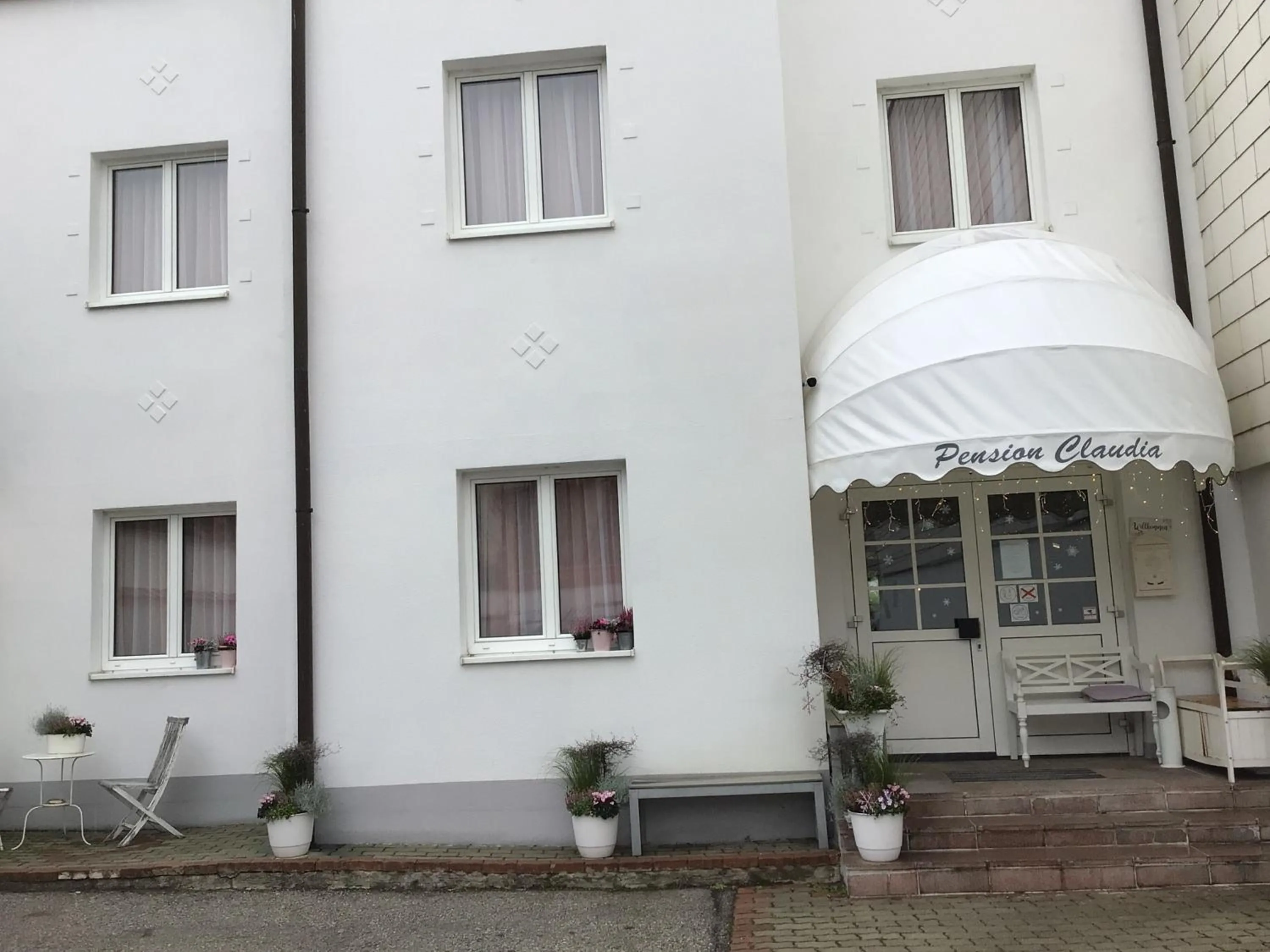 Property building in Pension Claudia