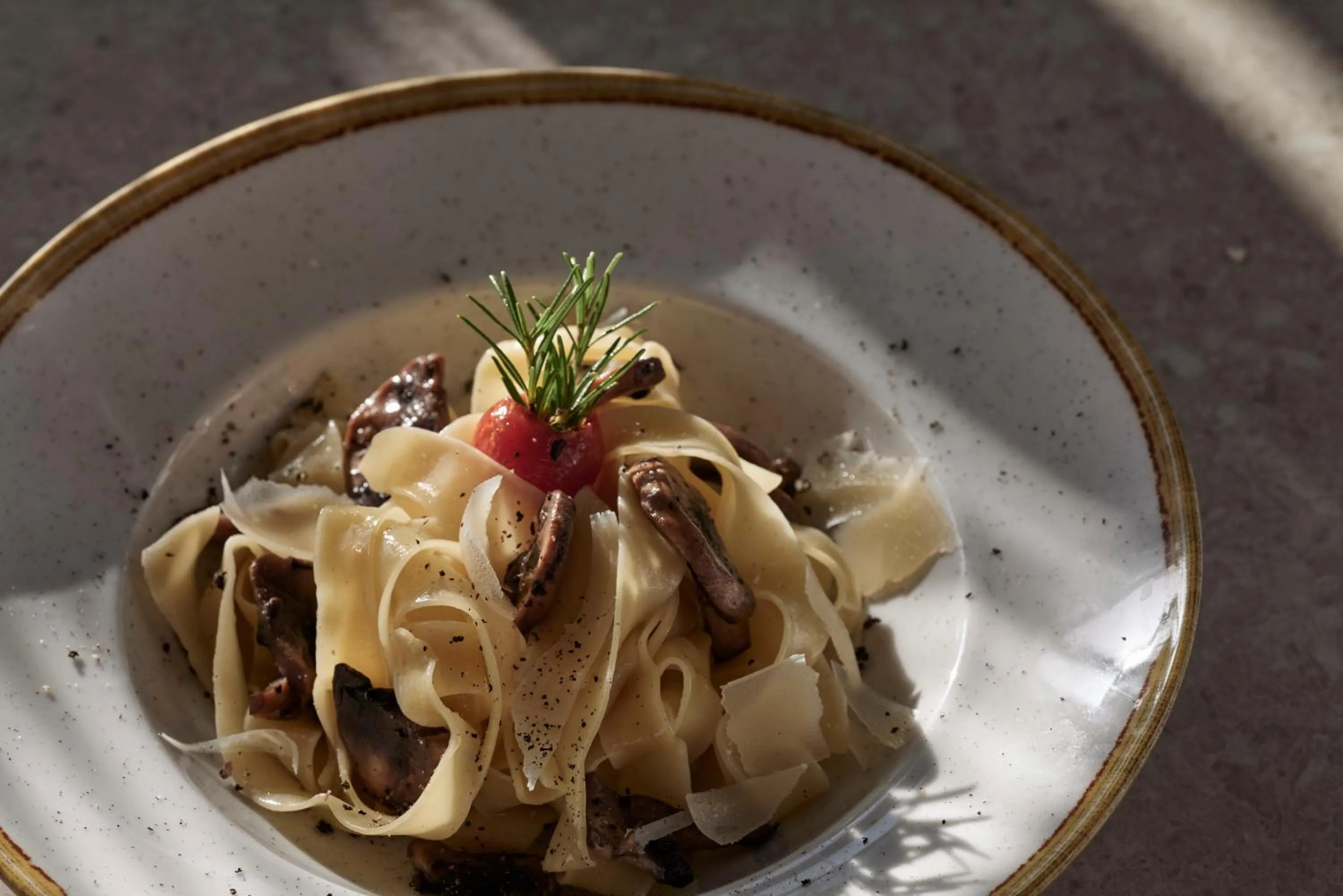 Food and drinks in Atlantica Marmari Palace