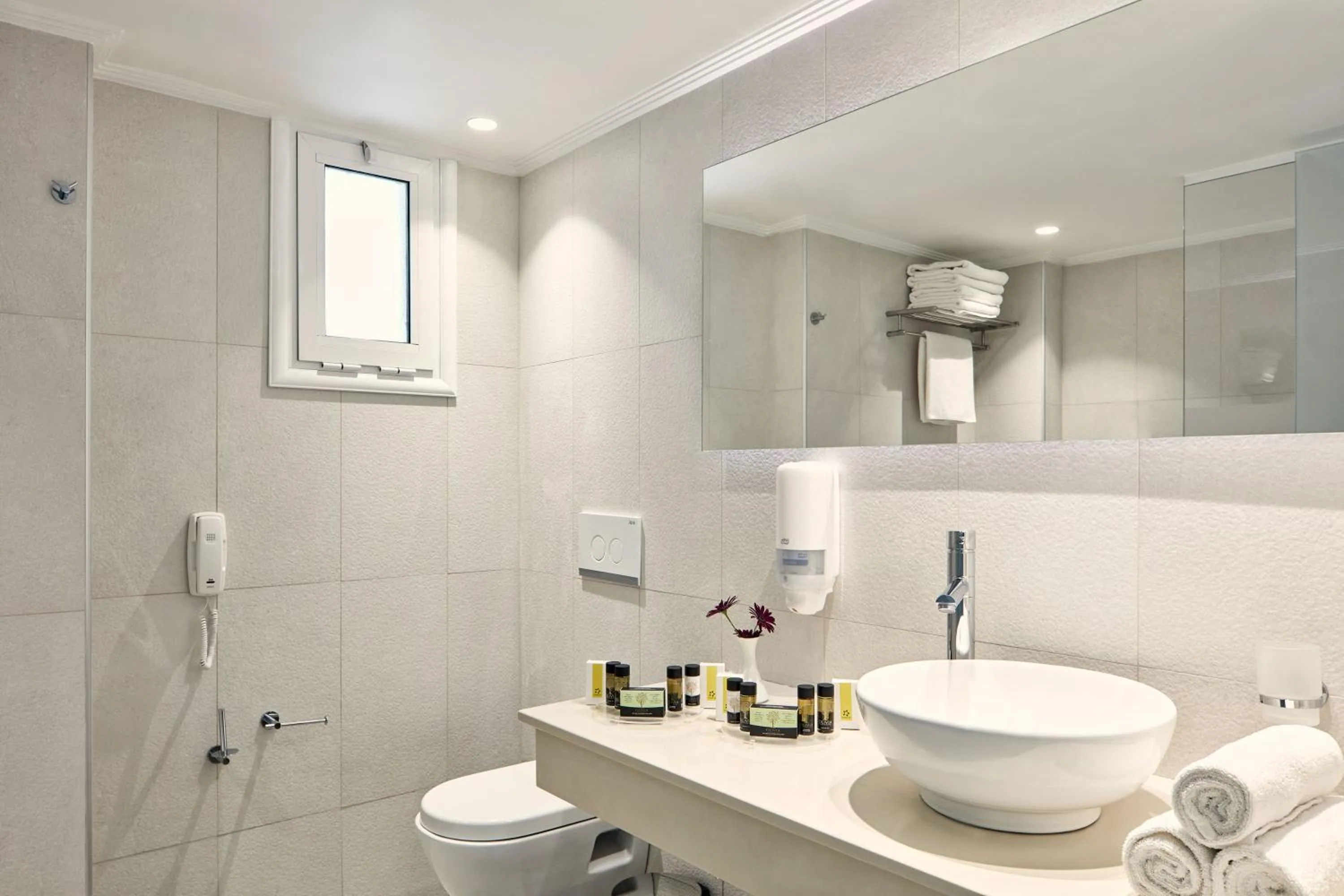 Shower in Atlantica Marmari Palace