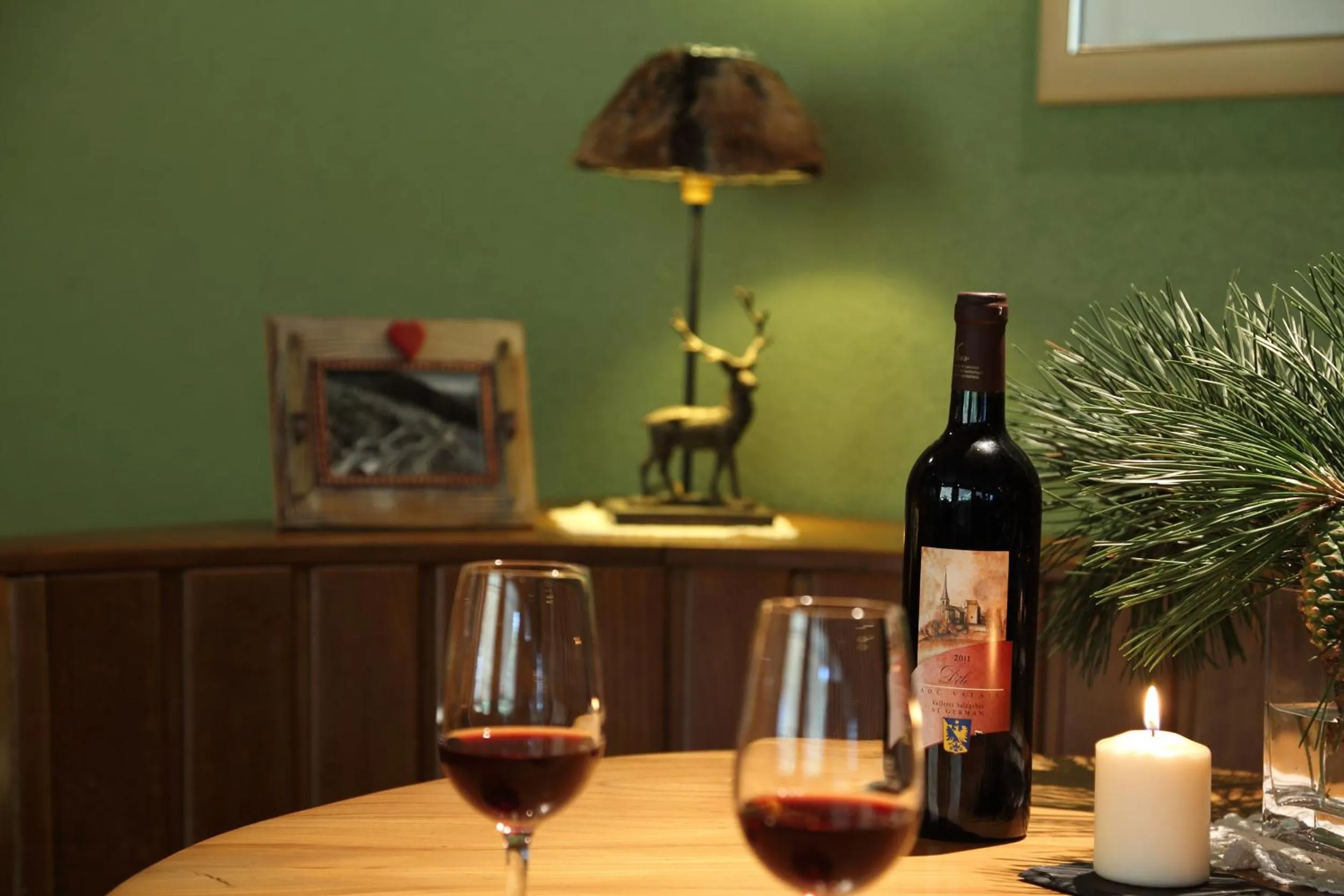 Restaurant/places to eat in VISP erblick H O T E L AUSSERBERG Early & Late Check-in