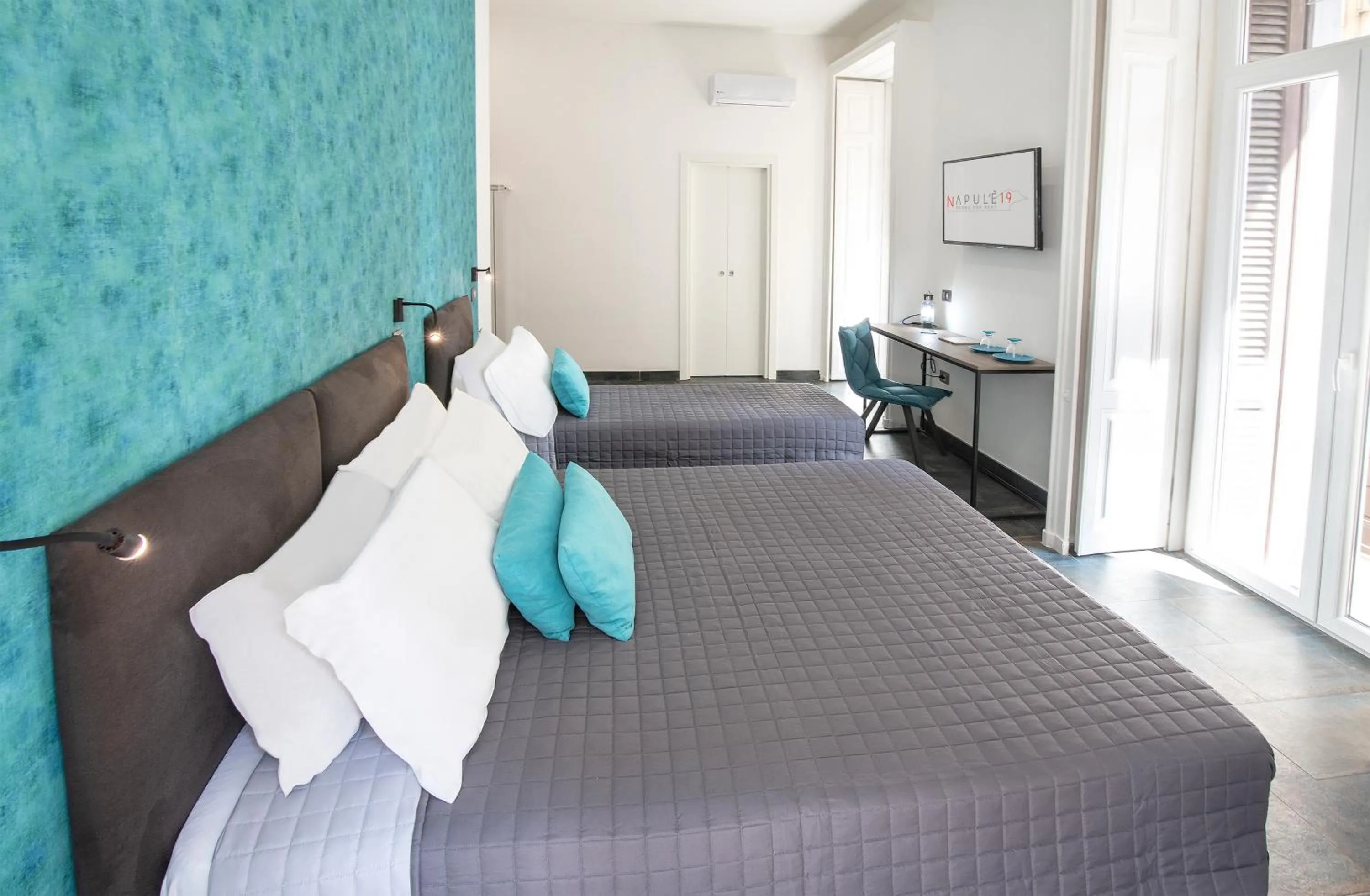 Bedroom, Bed in Napul'è 19