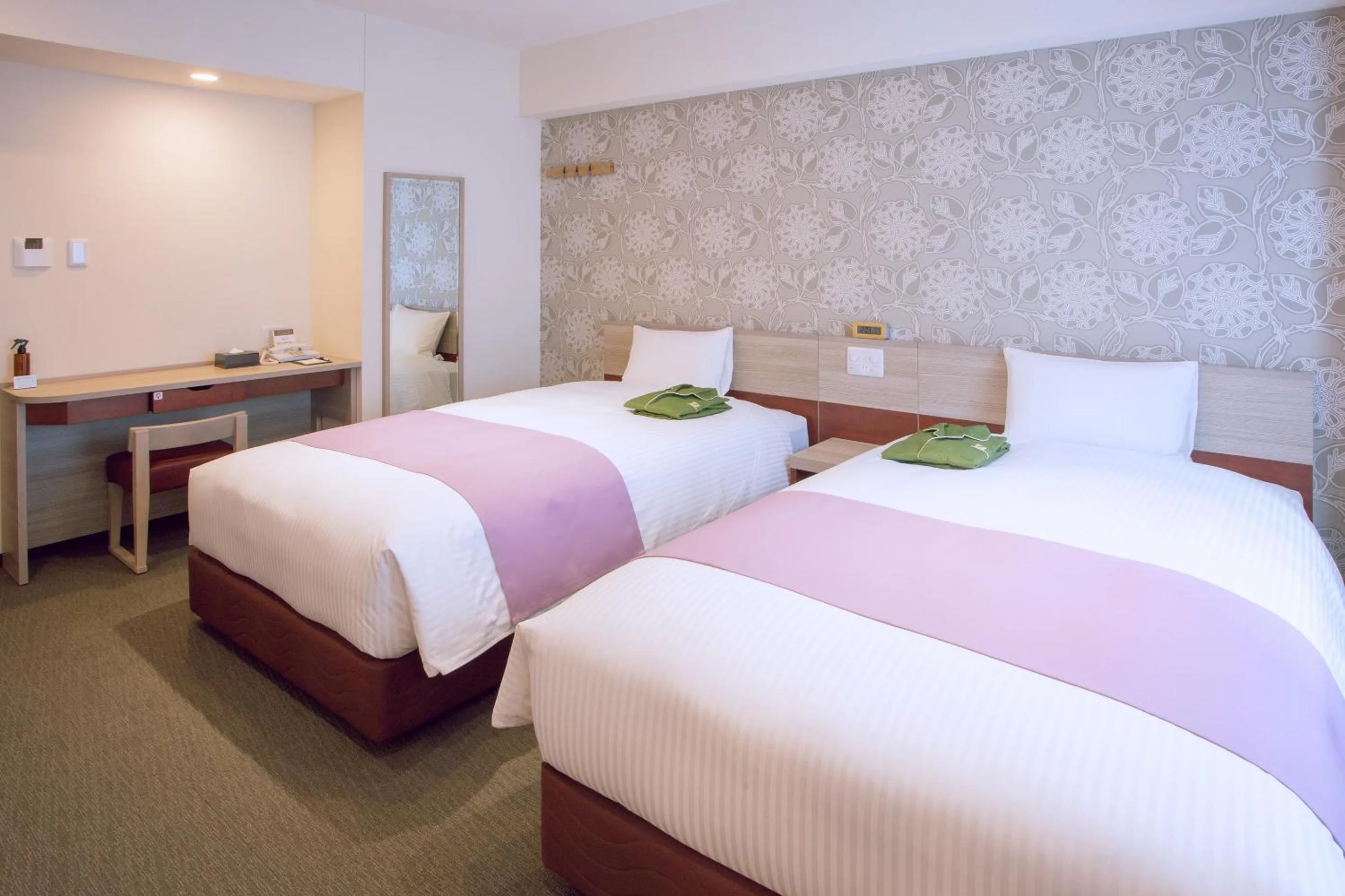 Bed in Kuretake Inn Premium Meieki minami