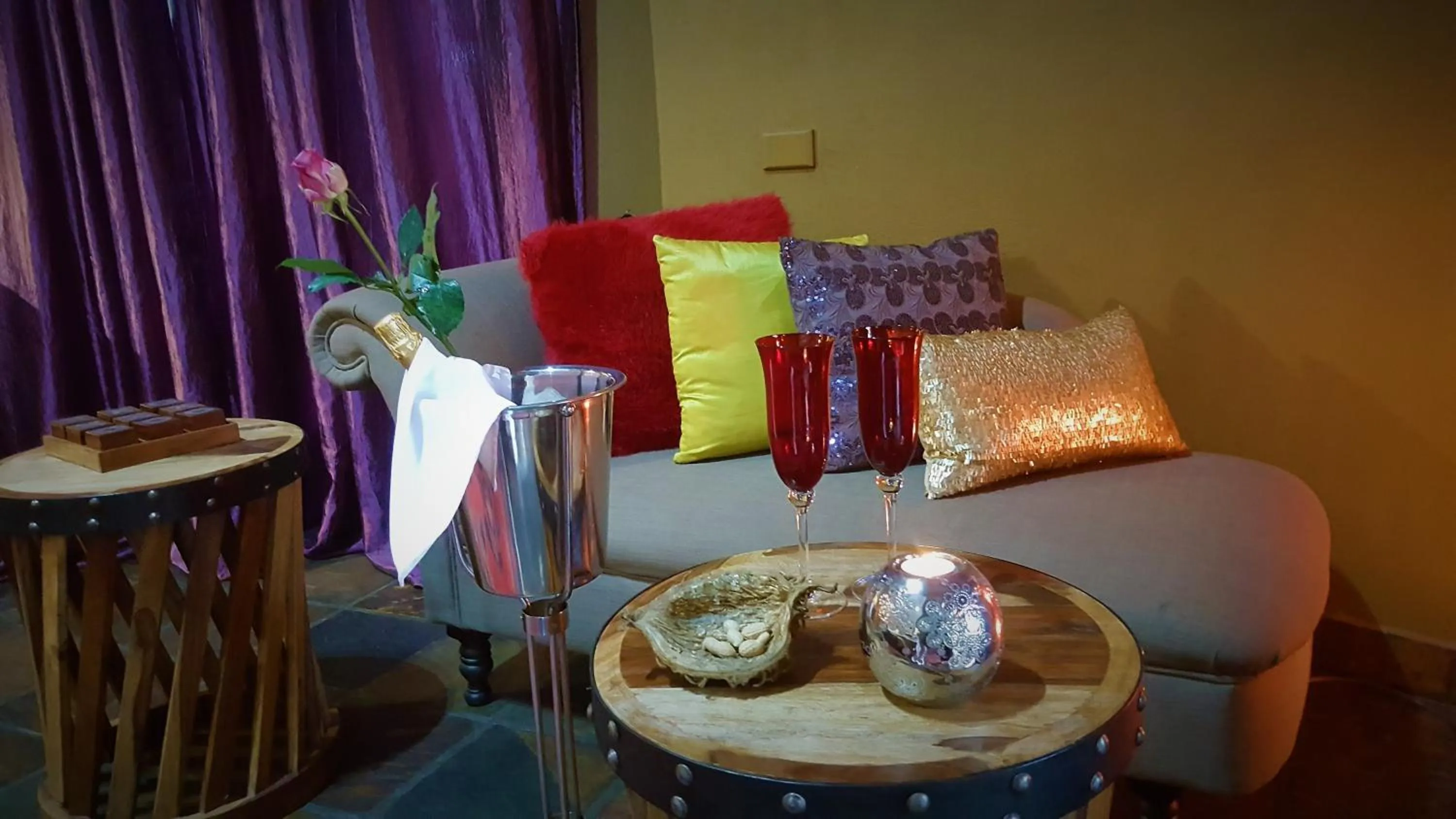 Seating area in Aquanzi Lodge